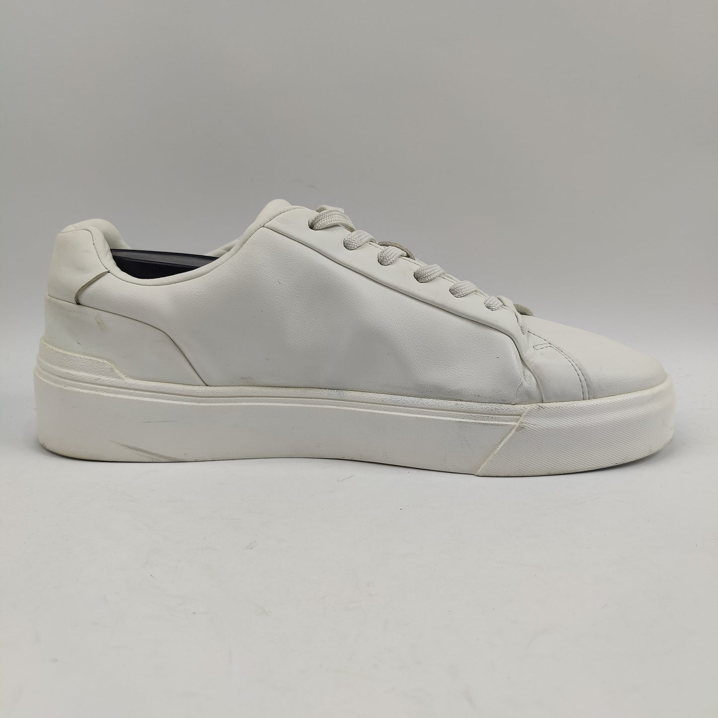 ZARA Sneaker (UK/PK 10) - White - 4407314