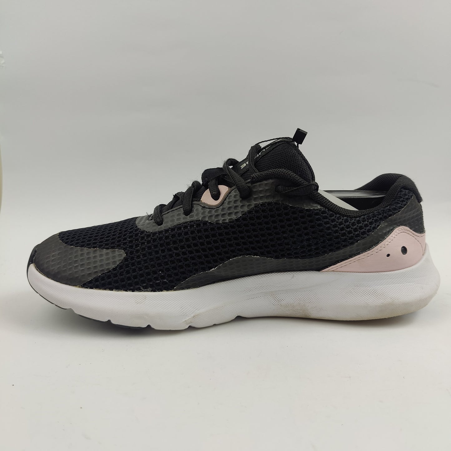 Under Armour Surge 3 (UK/PK 7) - Black - 4107424