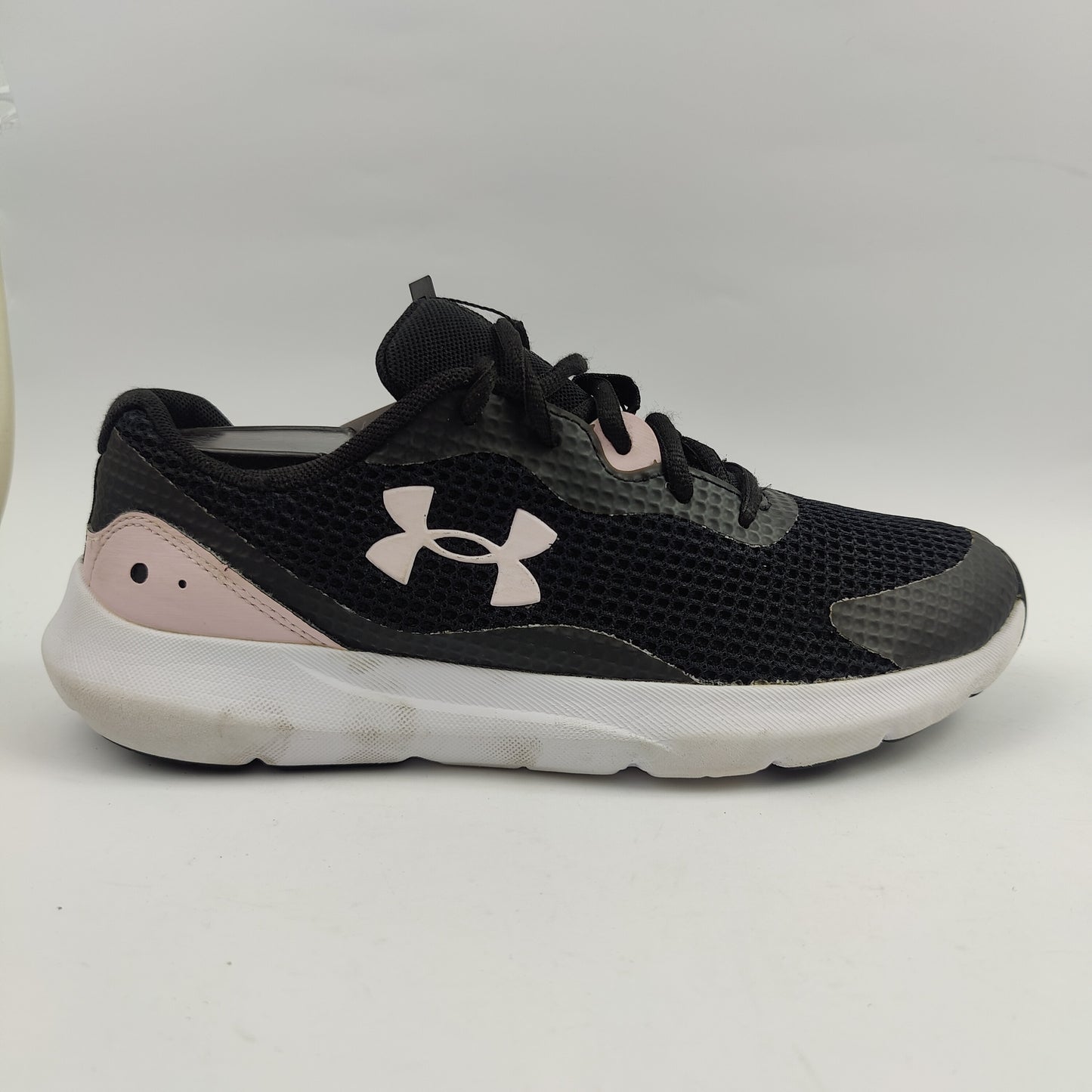 Under Armour Surge 3 (UK/PK 7) - Black - 4107424