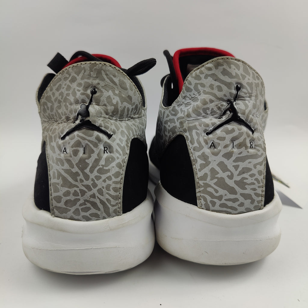 Jordan First Class (UK/PK 10.5) - Black - 4557477