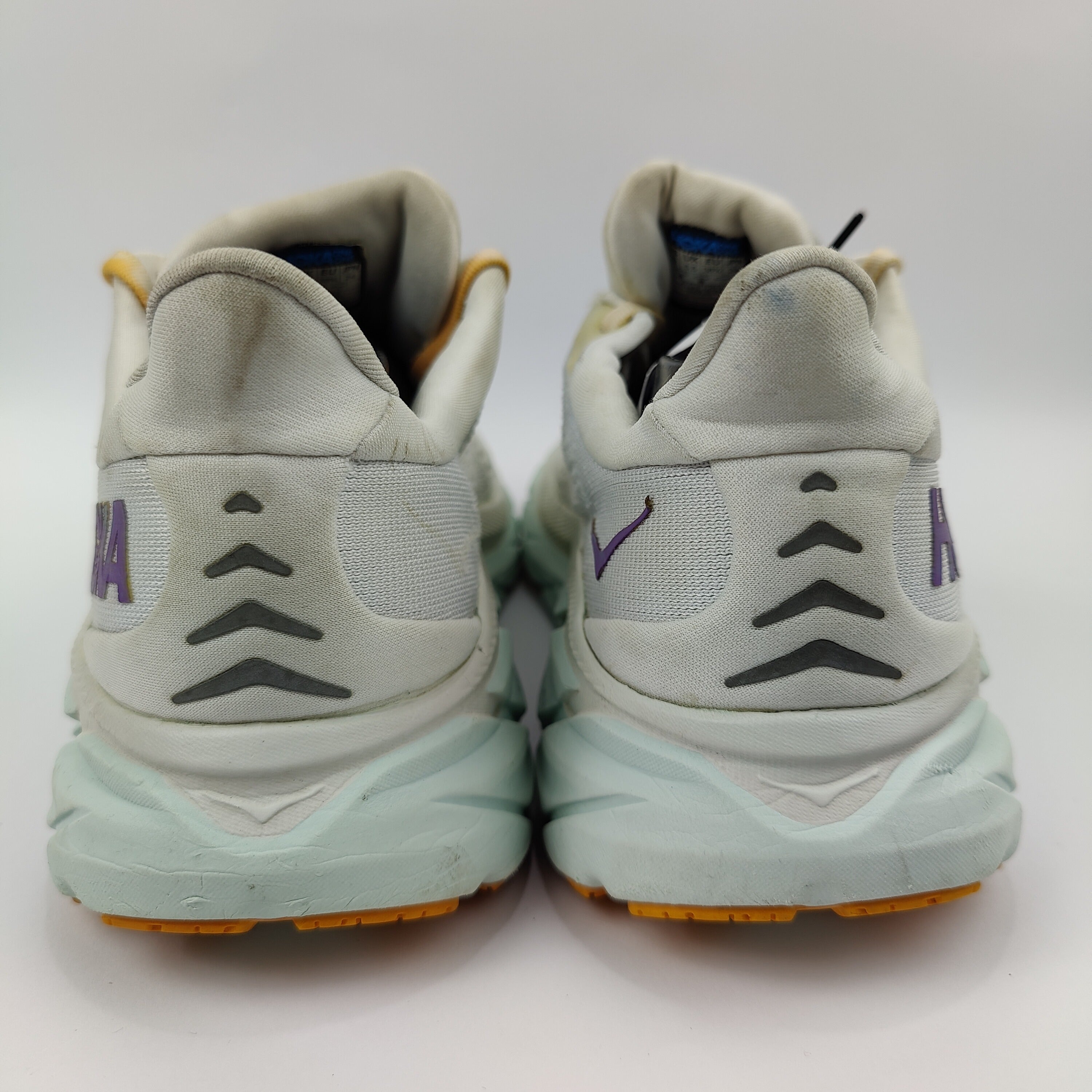 HOKA Clifton 8 (UK/PK 5.5) - Grey - 3857567