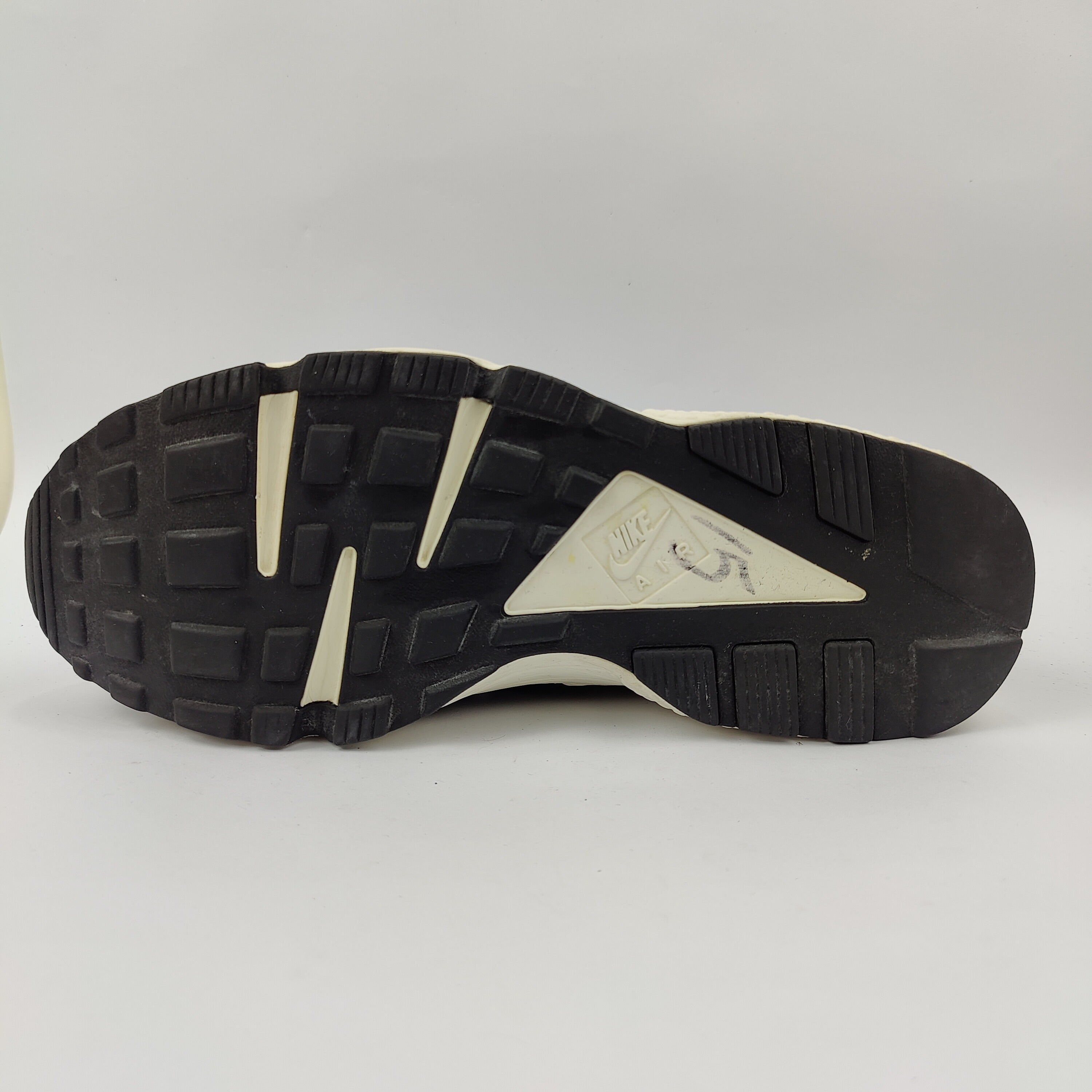 Nike Air Huarache Run (UK/PK 9) - Black - 4407569
