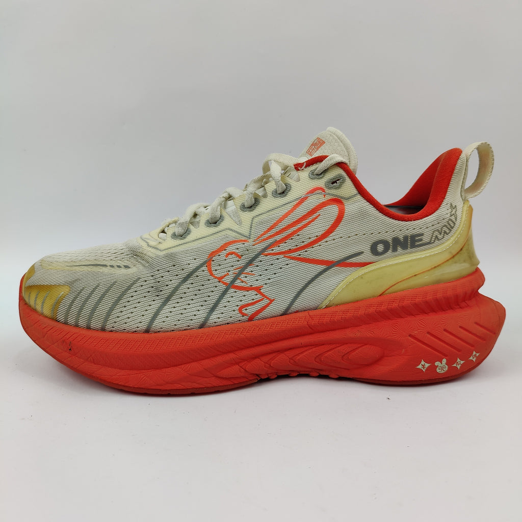 ONEMIX Sneakers (UK/PK 7) - White - 4107581