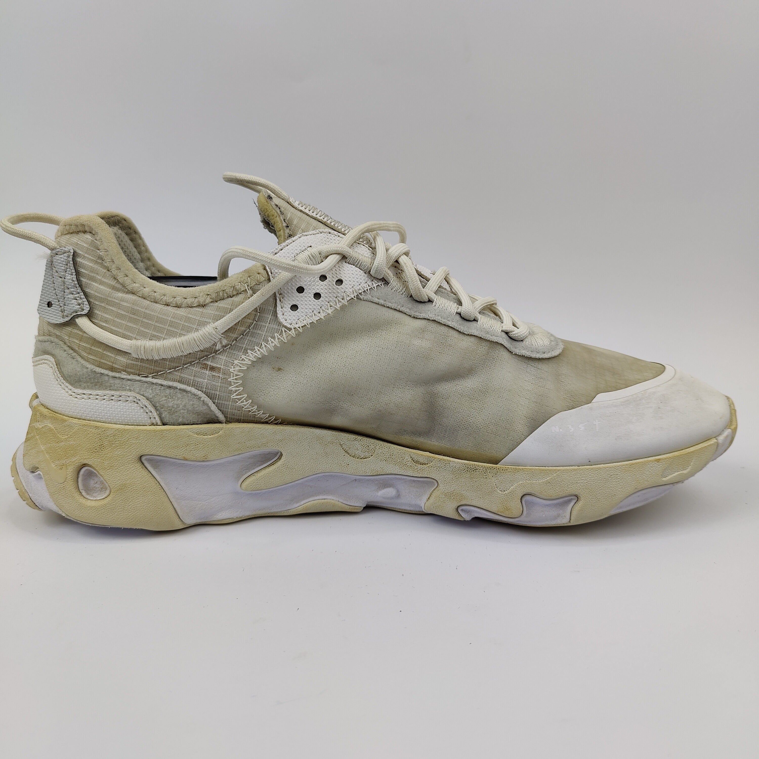 Nike React Live (UK/PK 8.5) - White - 4307521