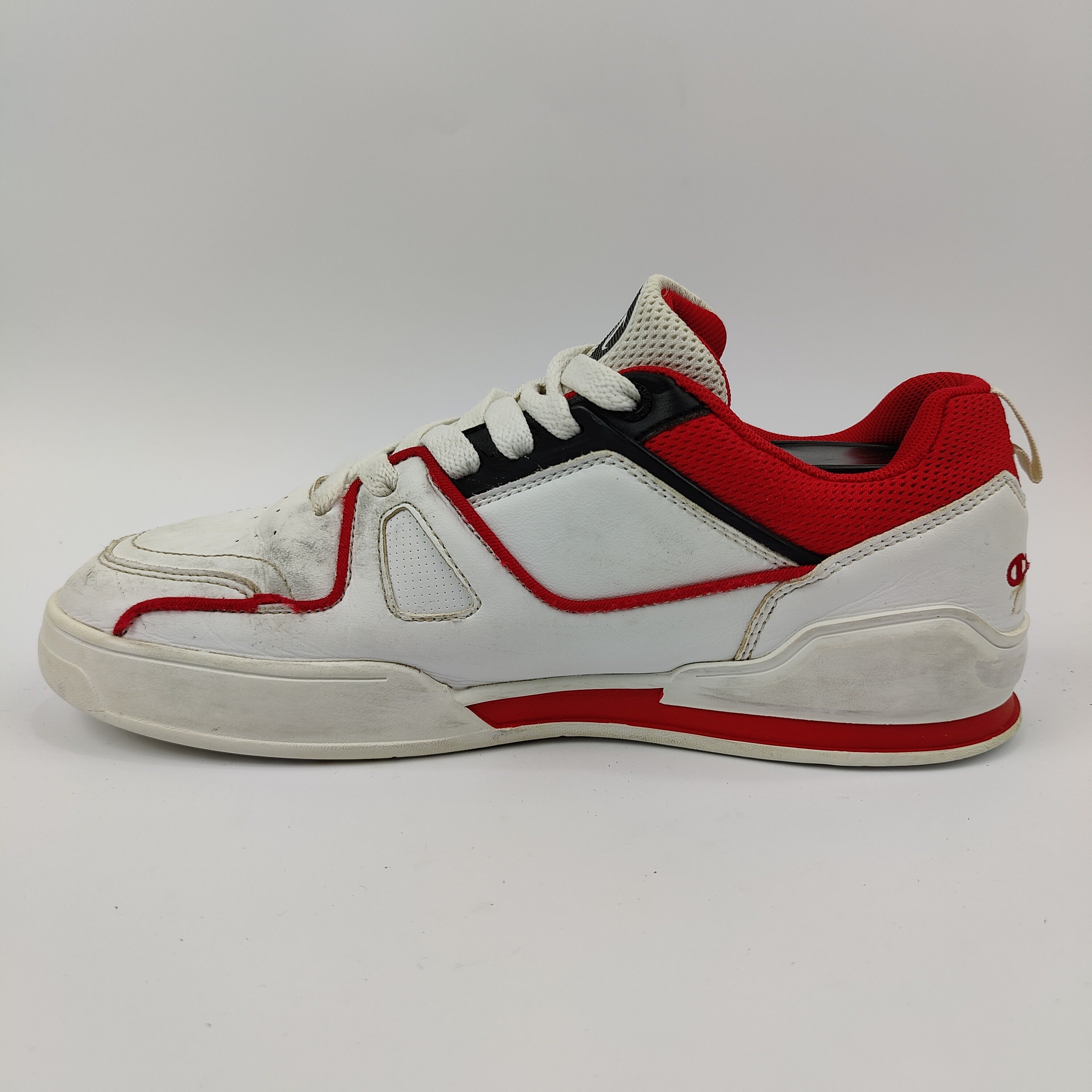 Champion Point Low (UK/PK 8.5) - White - 4307535