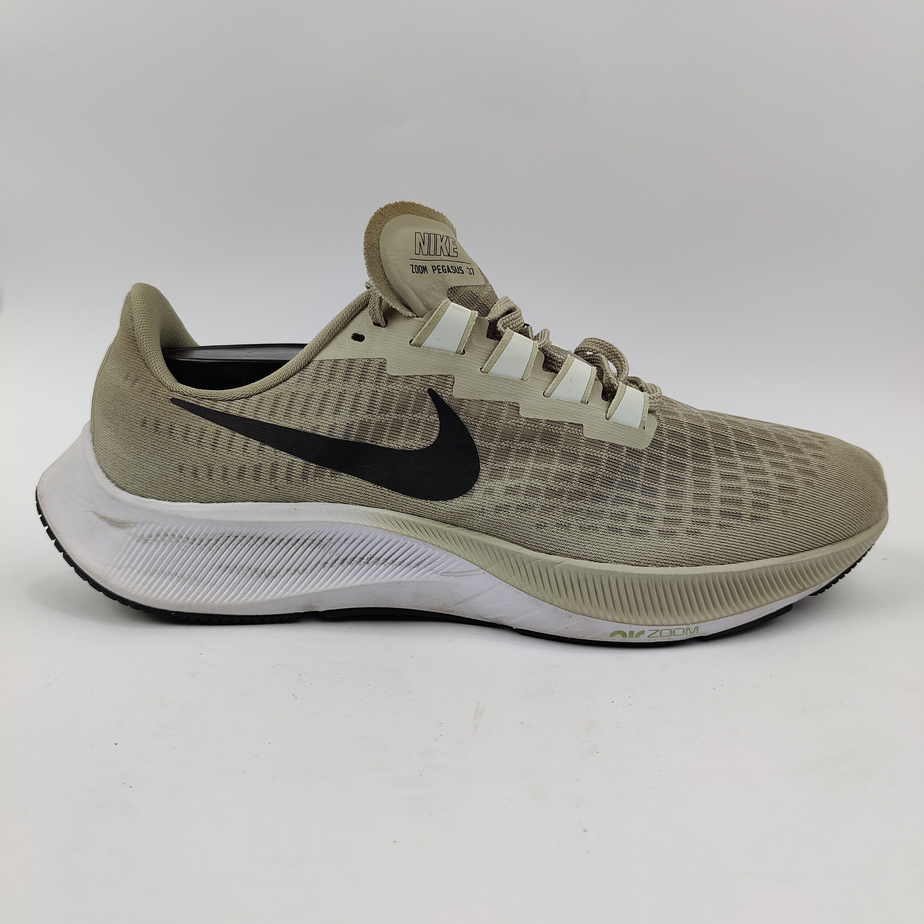 Nike Air Zoom Pegasus 37 (UK/PK 9.5) - Grey - 4457637