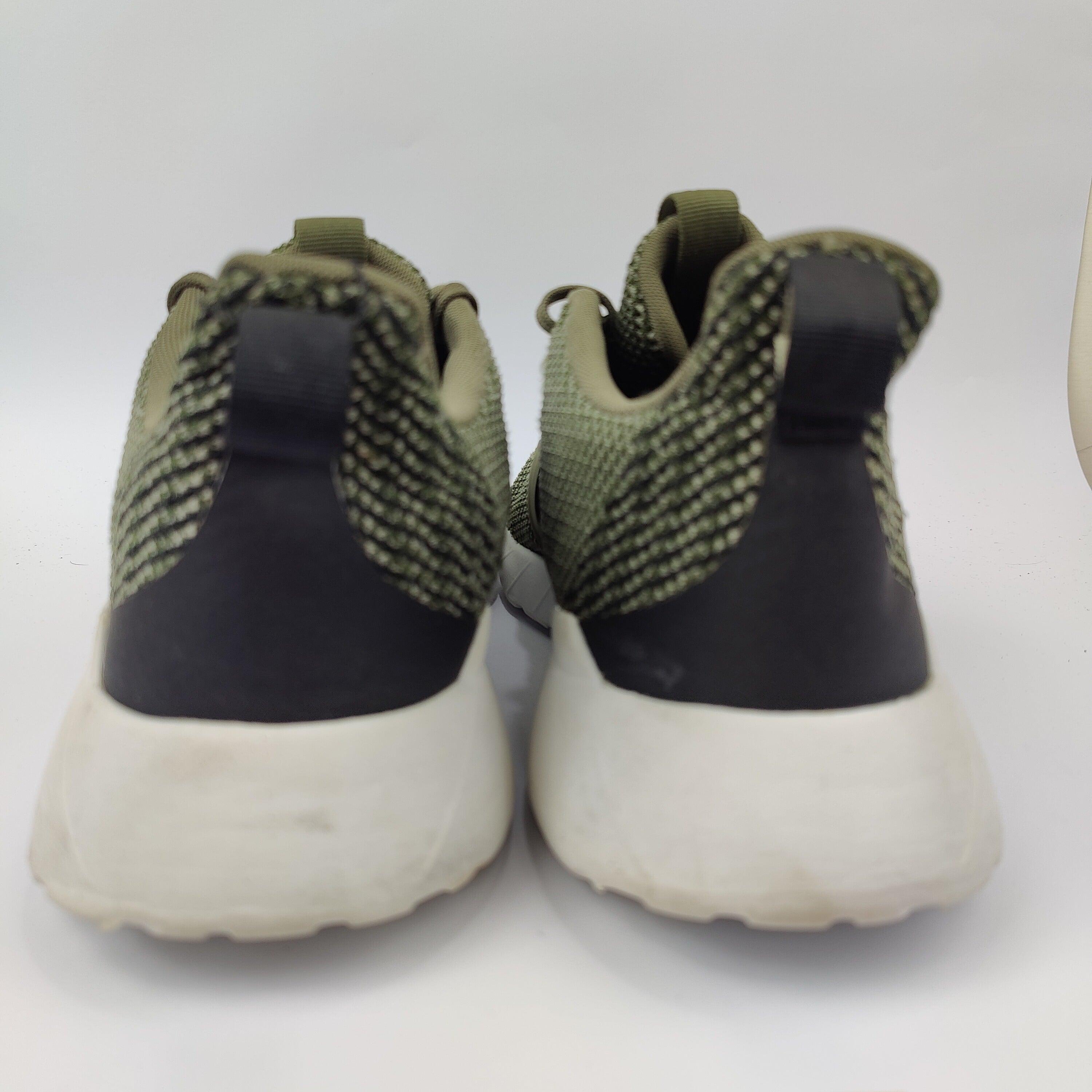 Adidas Questar Flow (UK/PK 11) - Green - 4607742