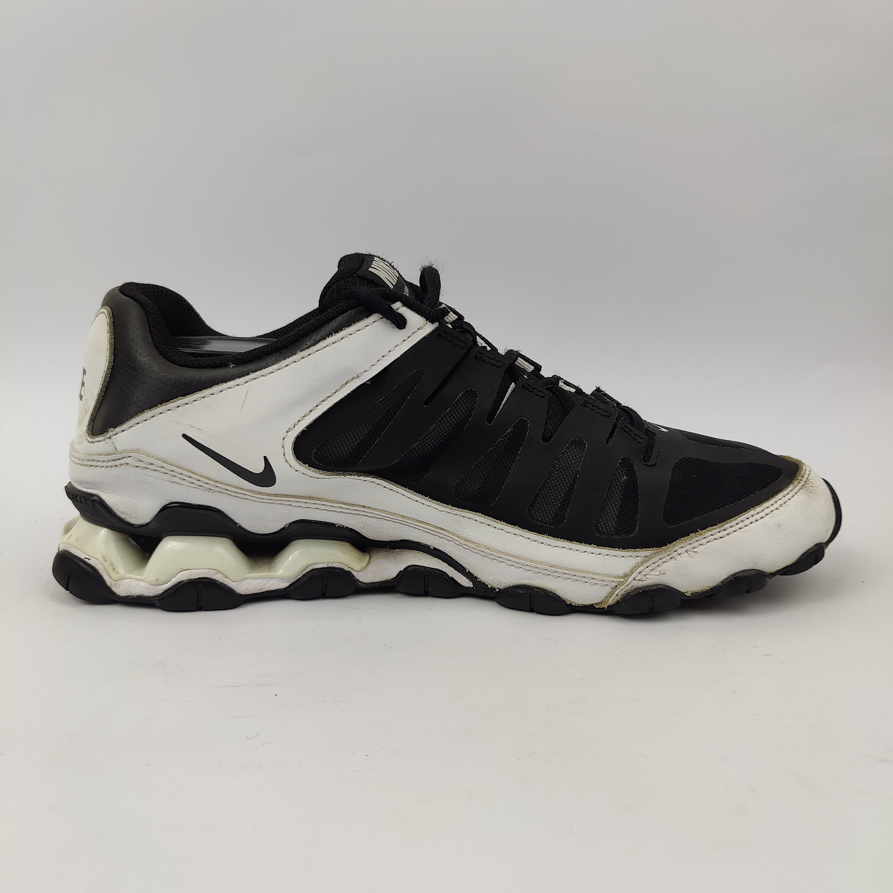 Nike Reax 8 (UK/PK 8.5) - Black - 4307782