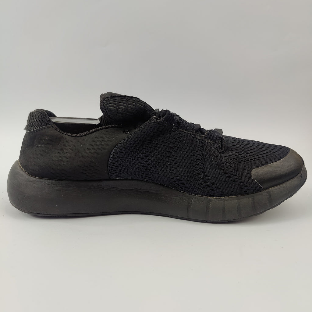 Under Armour Micro G Pursuit (UK/PK 8) - Black - 4257938