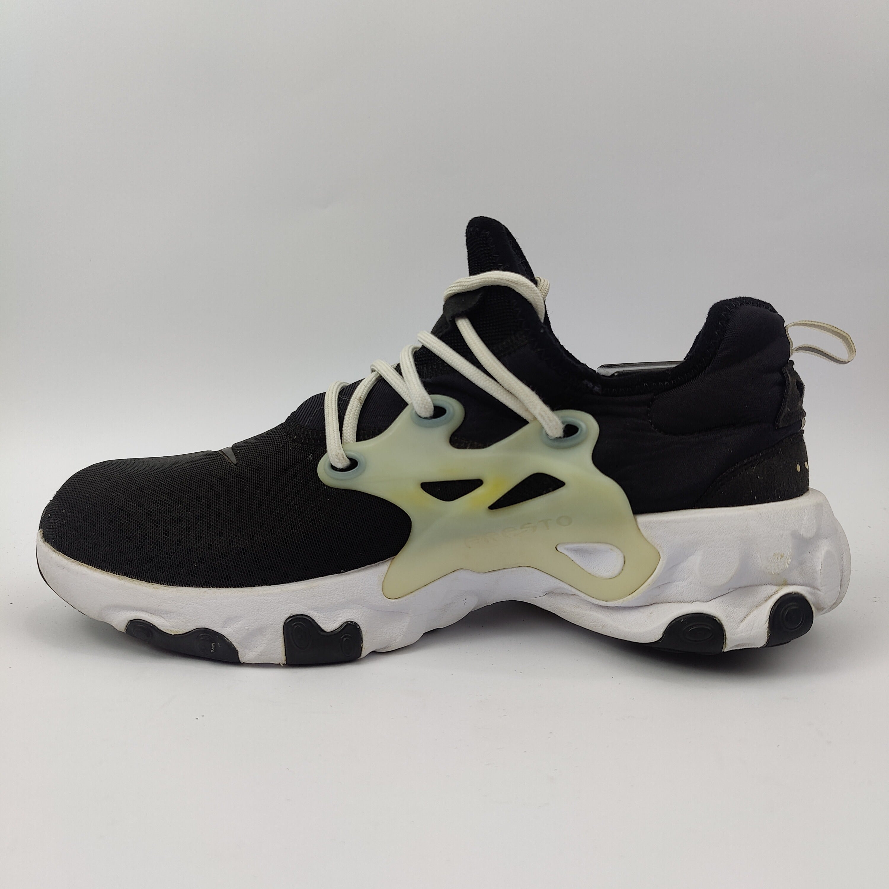 Nike Presto React (UK/PK 7) - Black - 4107931