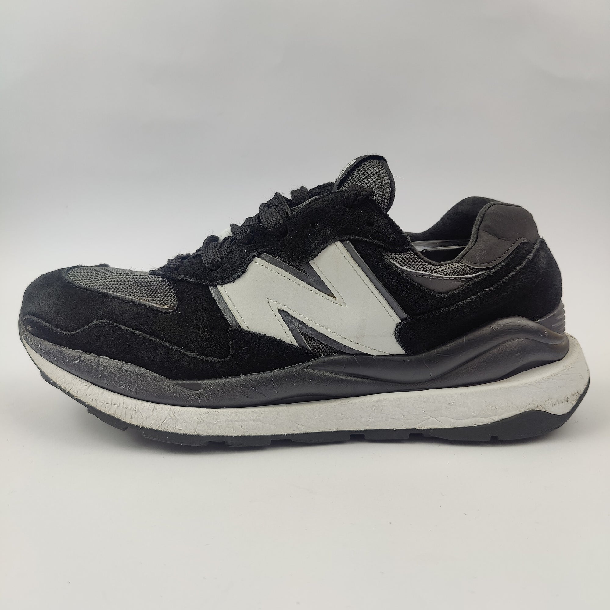 New Balance 57/40 (UK/PK 8.5) - Black - 4258051