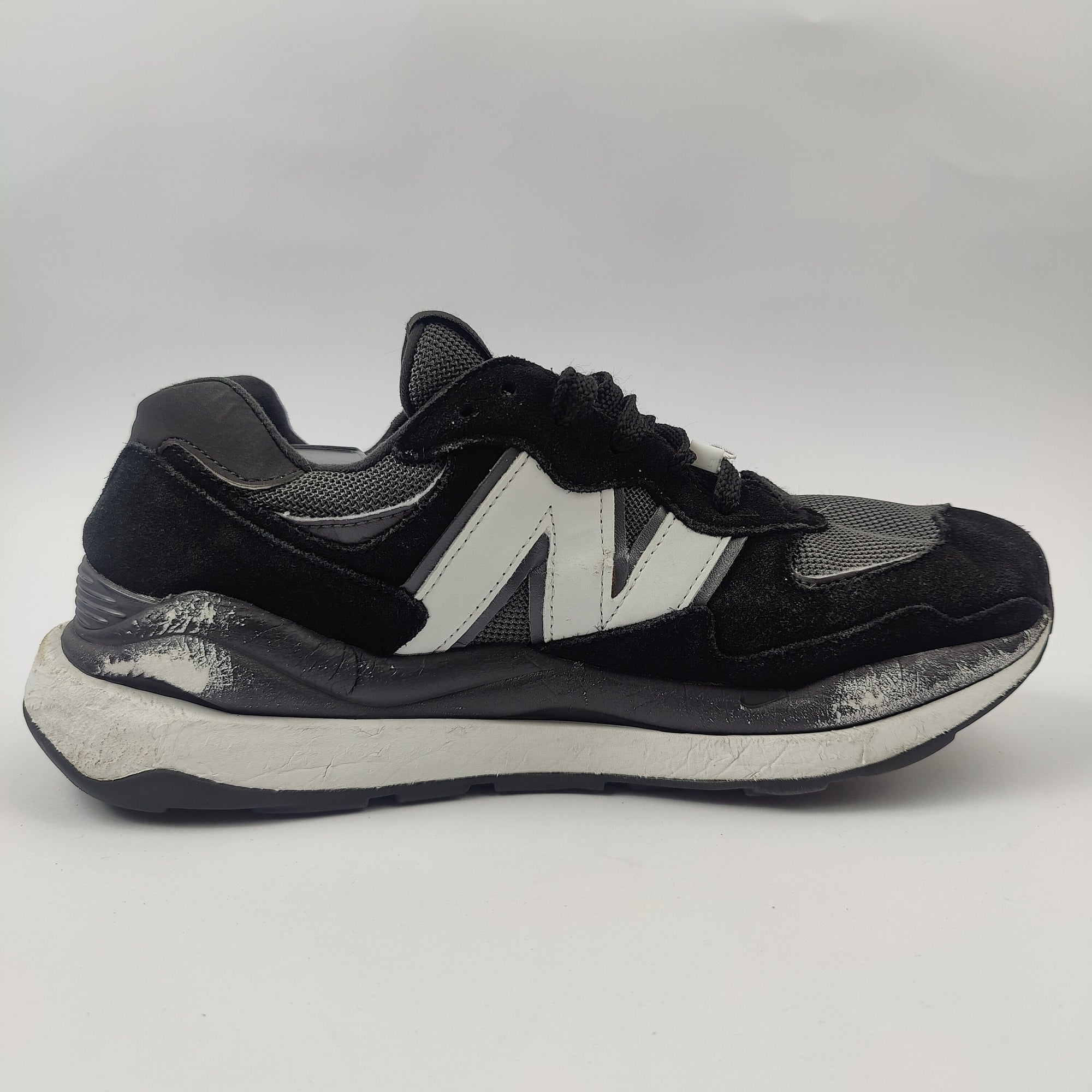 New Balance 57/40 (UK/PK 8.5) - Black - 4258051