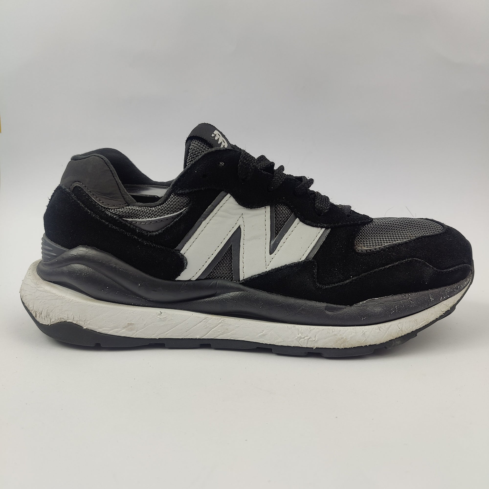 New Balance 57/40 (UK/PK 8.5) - Black - 4258051