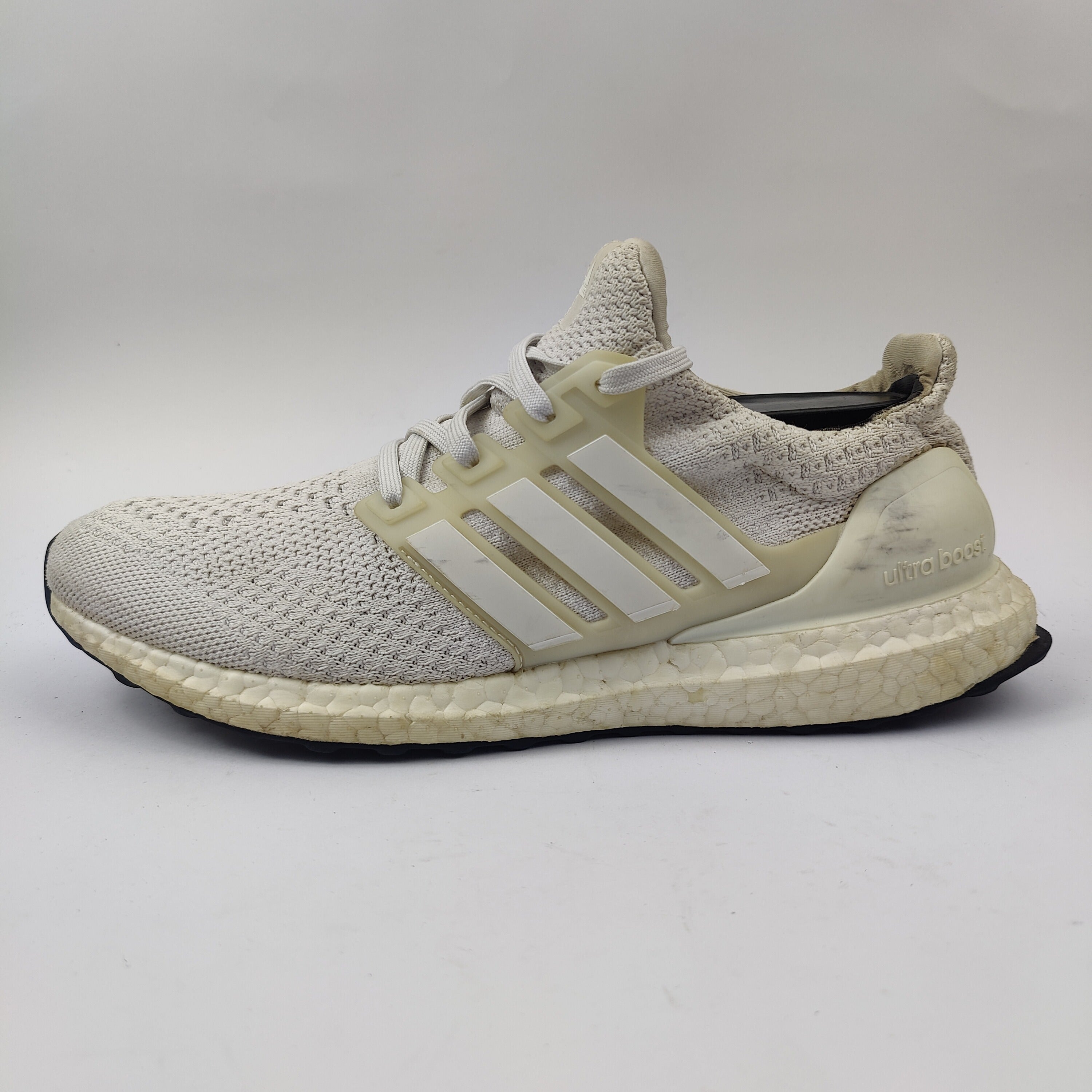 Adidas Ultraboost (UK/PK 9) - White - 4358036