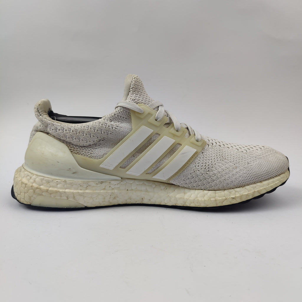 Adidas Ultraboost (UK/PK 9) - White - 4358036