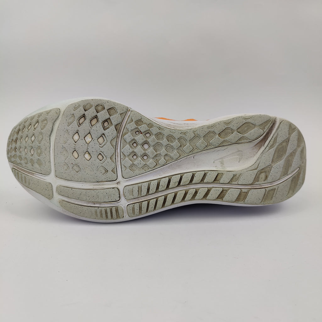Nike Air Zoom Pegasus 40 (UK/PK 9.5) - Grey - 4458260