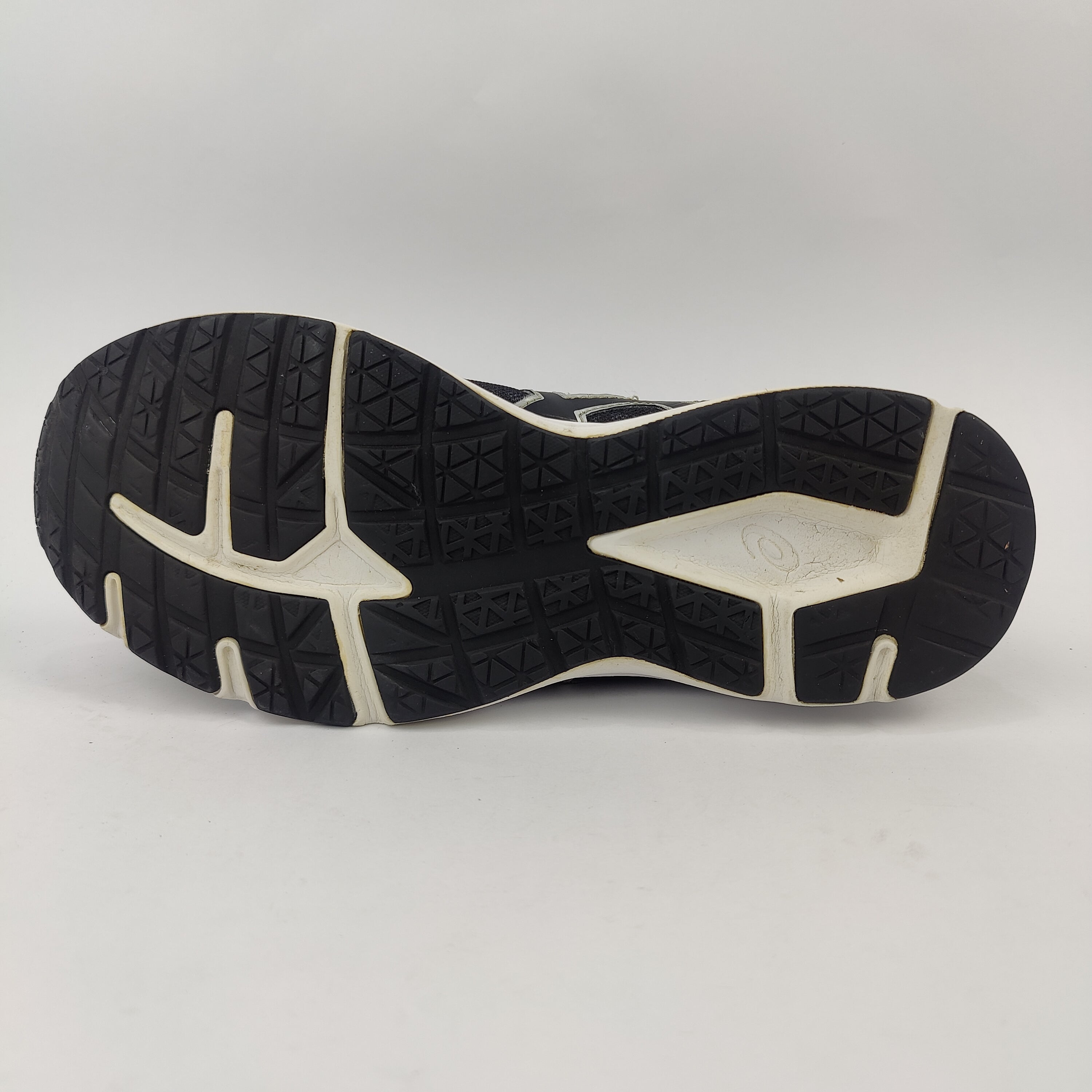 ASICS Patriot 8 (UK/PK 7) - Black - 4158230