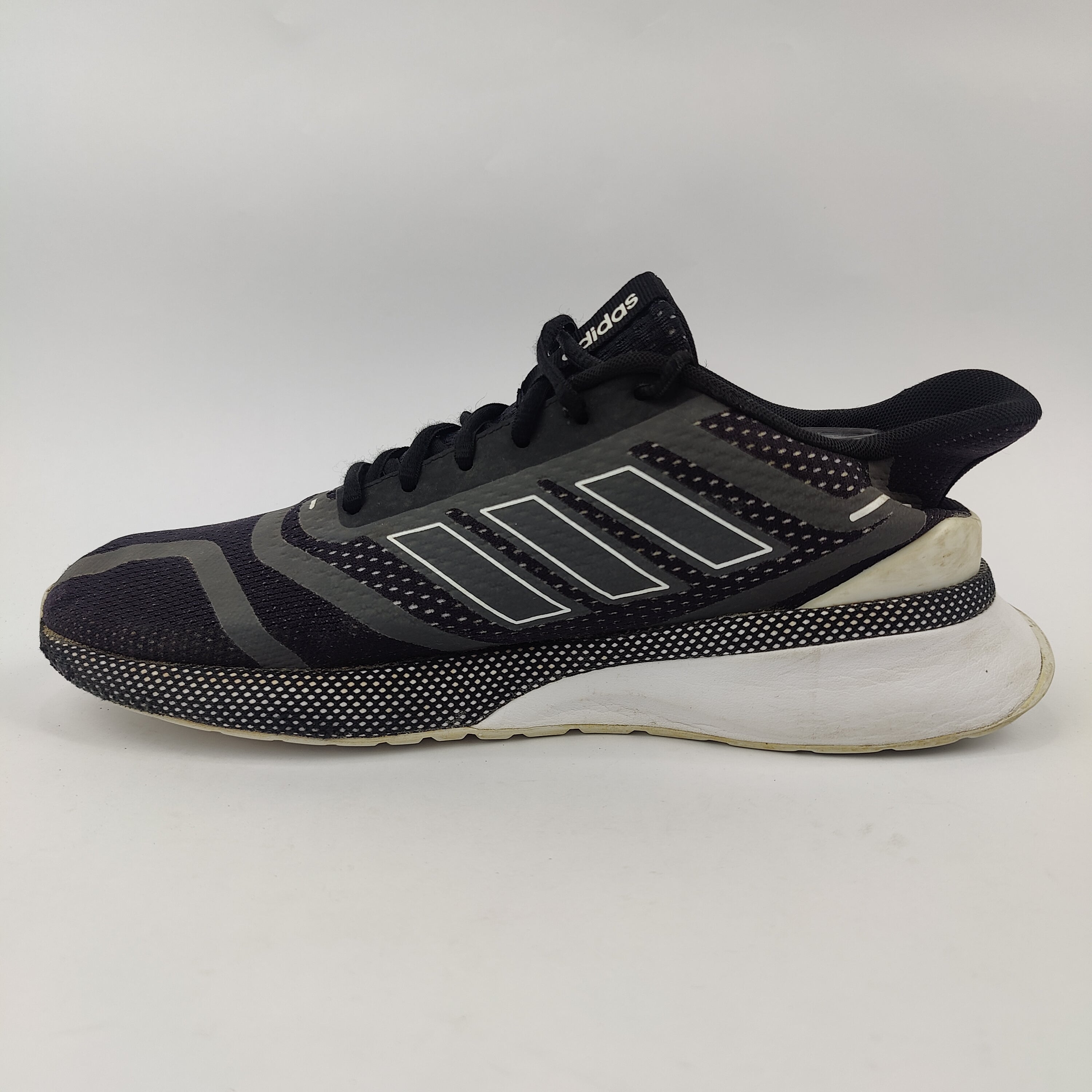 Adidas Nova Run (UK/PK 9.5) - Black - 4408231
