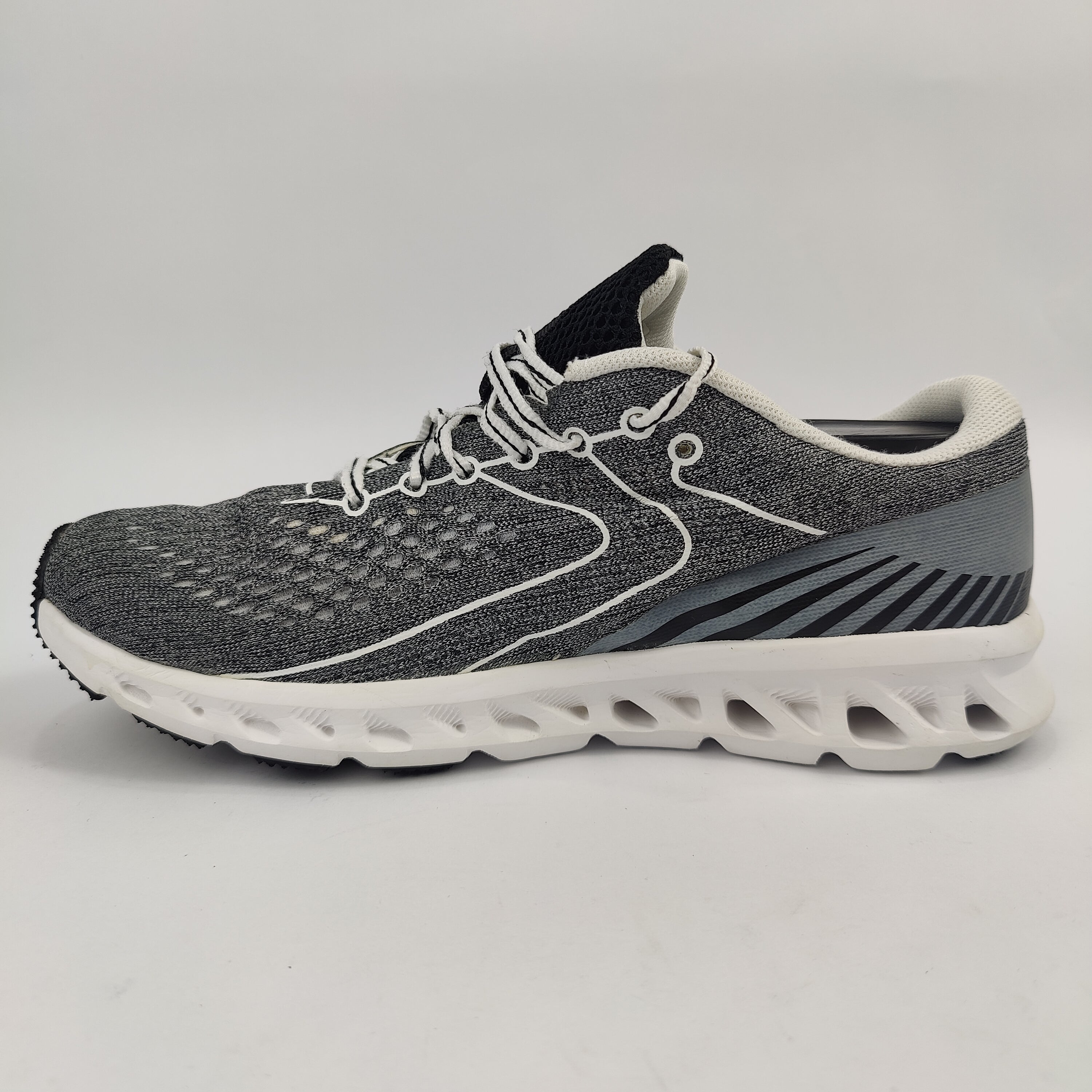 AVIA Tech Athletic (UK/PK 7) - Grey - 4058324