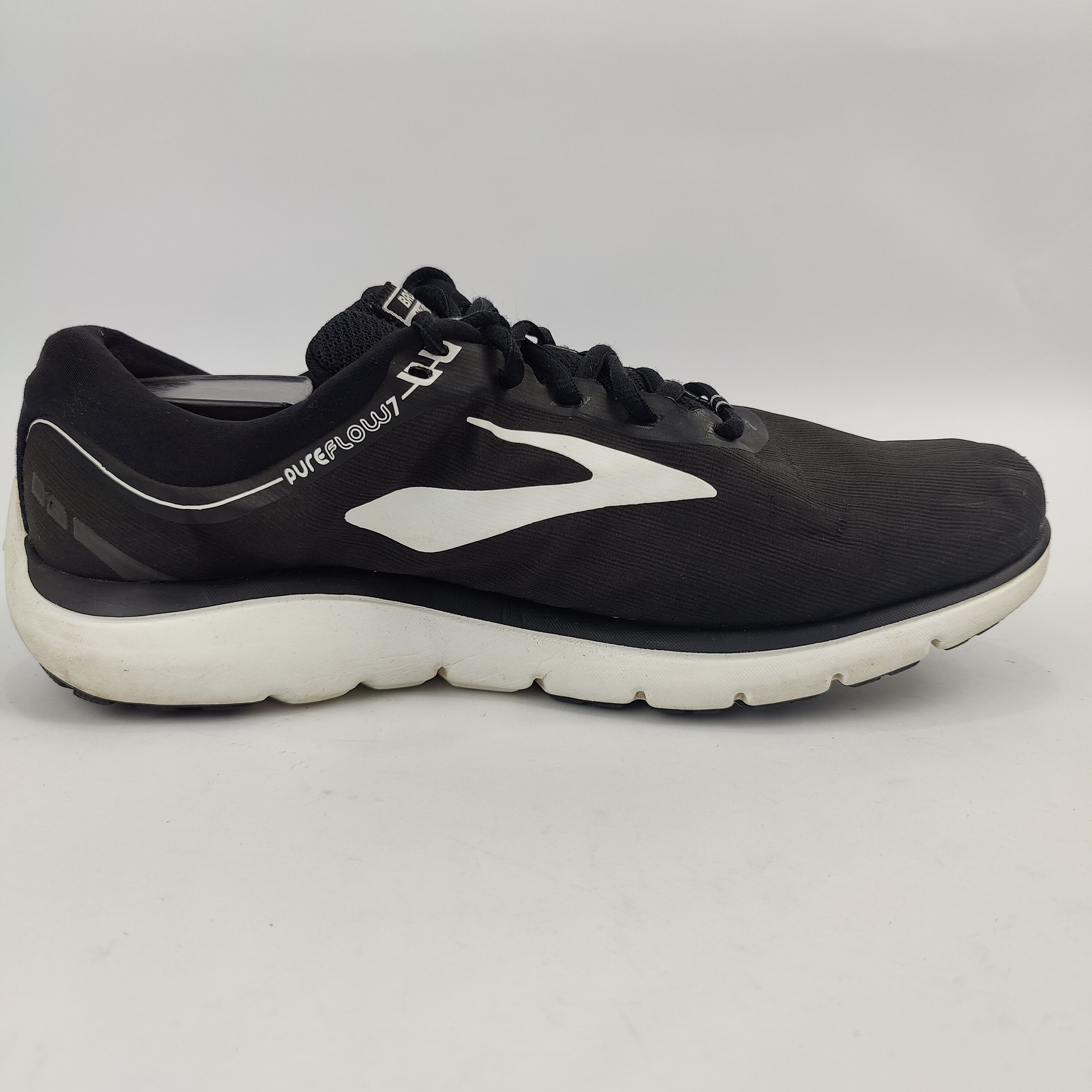 Brooks Pureflow 7 (UK/PK 9.5) - Black - 4458373