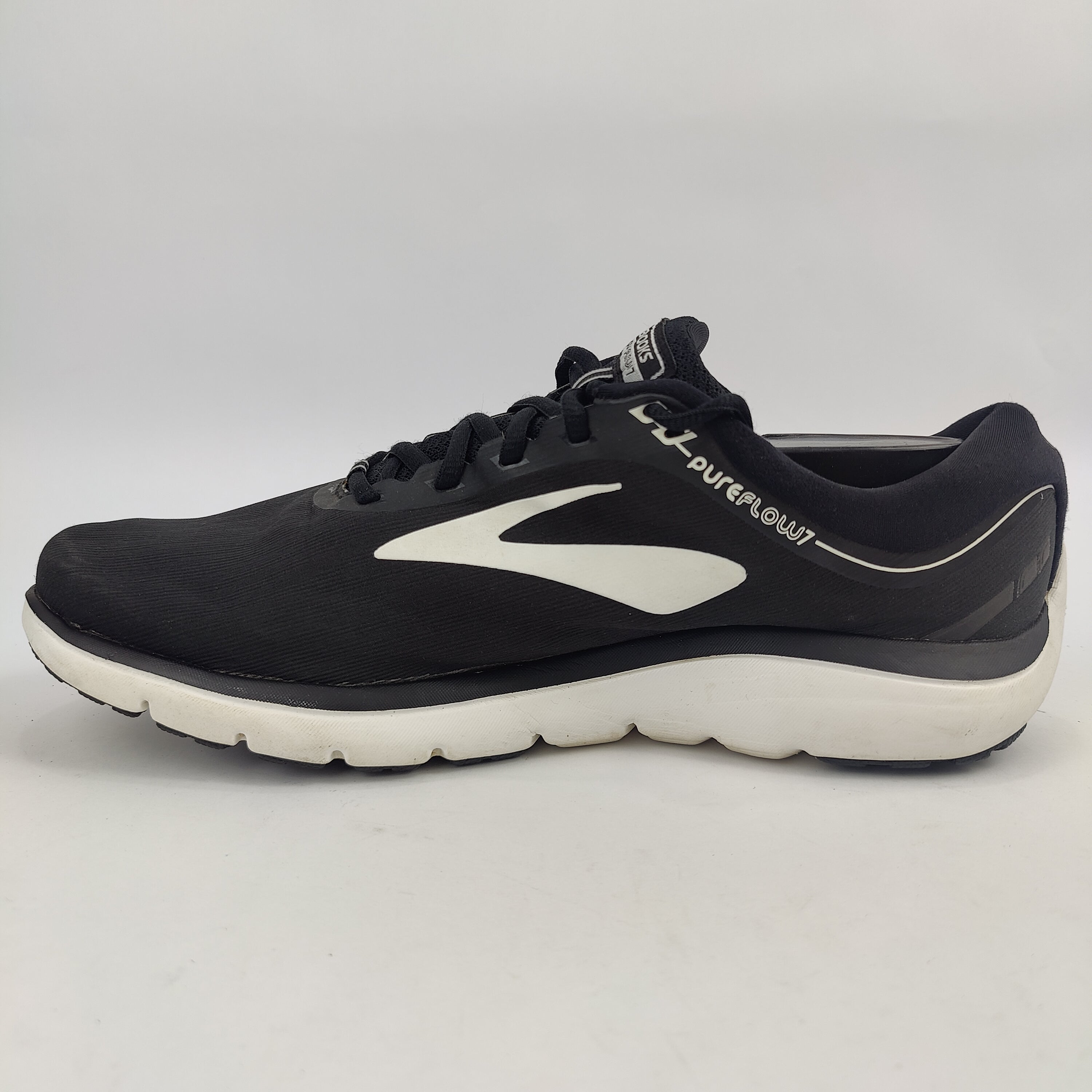 Brooks Pureflow 7 (UK/PK 9.5) - Black - 4458373