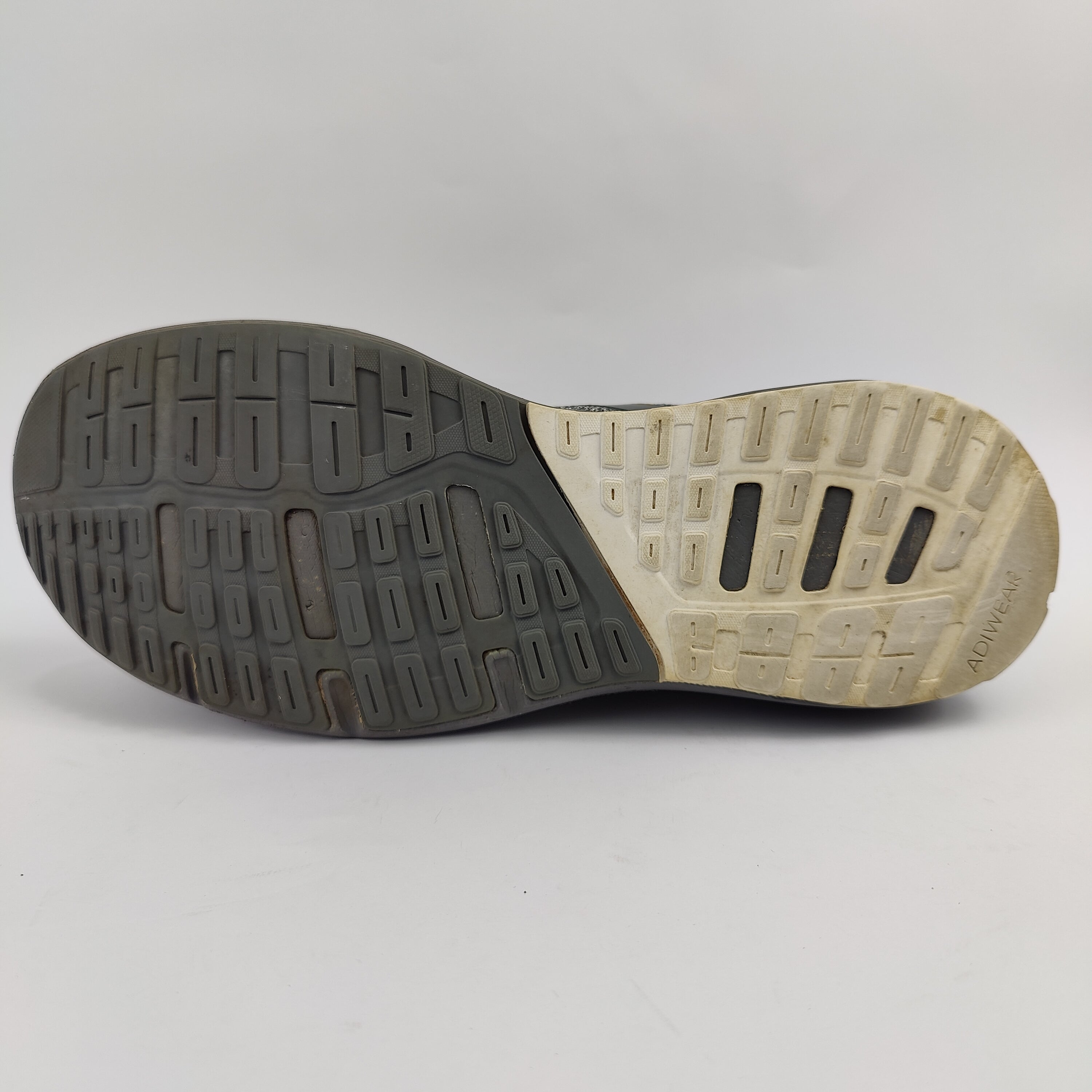 Adidas Cosmic 2 (UK/PK 9) - Grey - 4358408