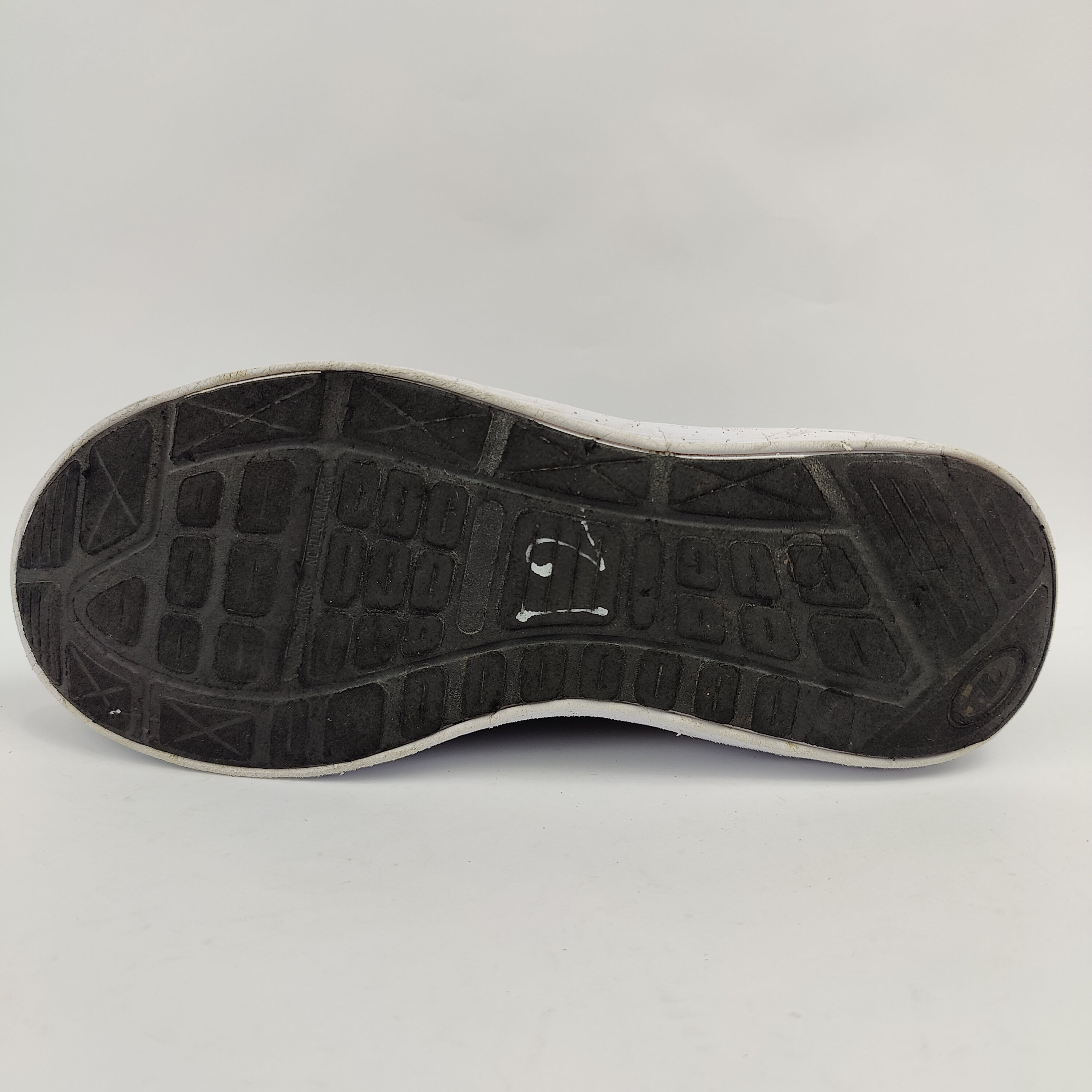Athletic Works (UK/PK 9) - 4308462
