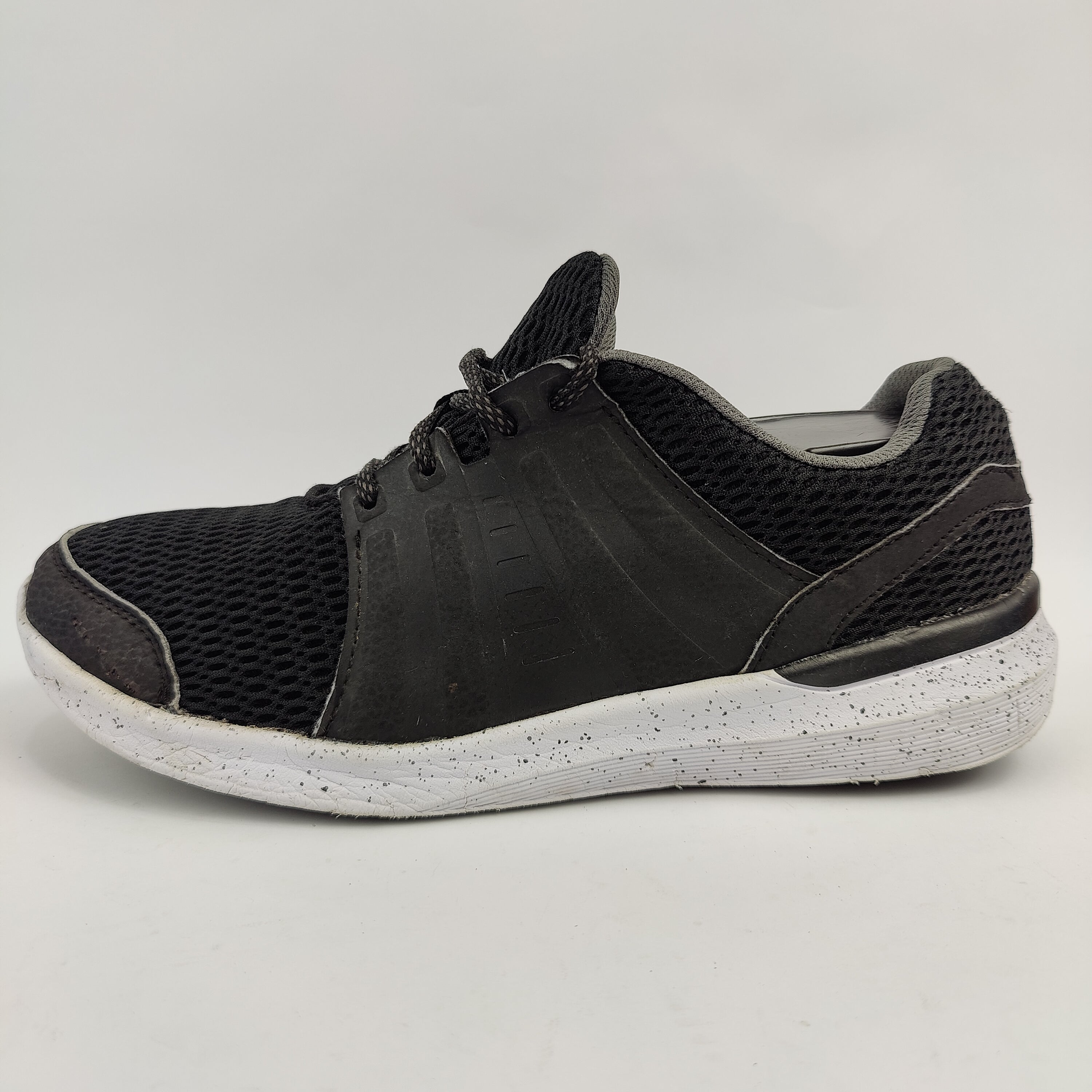 Athletic Works (UK/PK 9) - 4308462