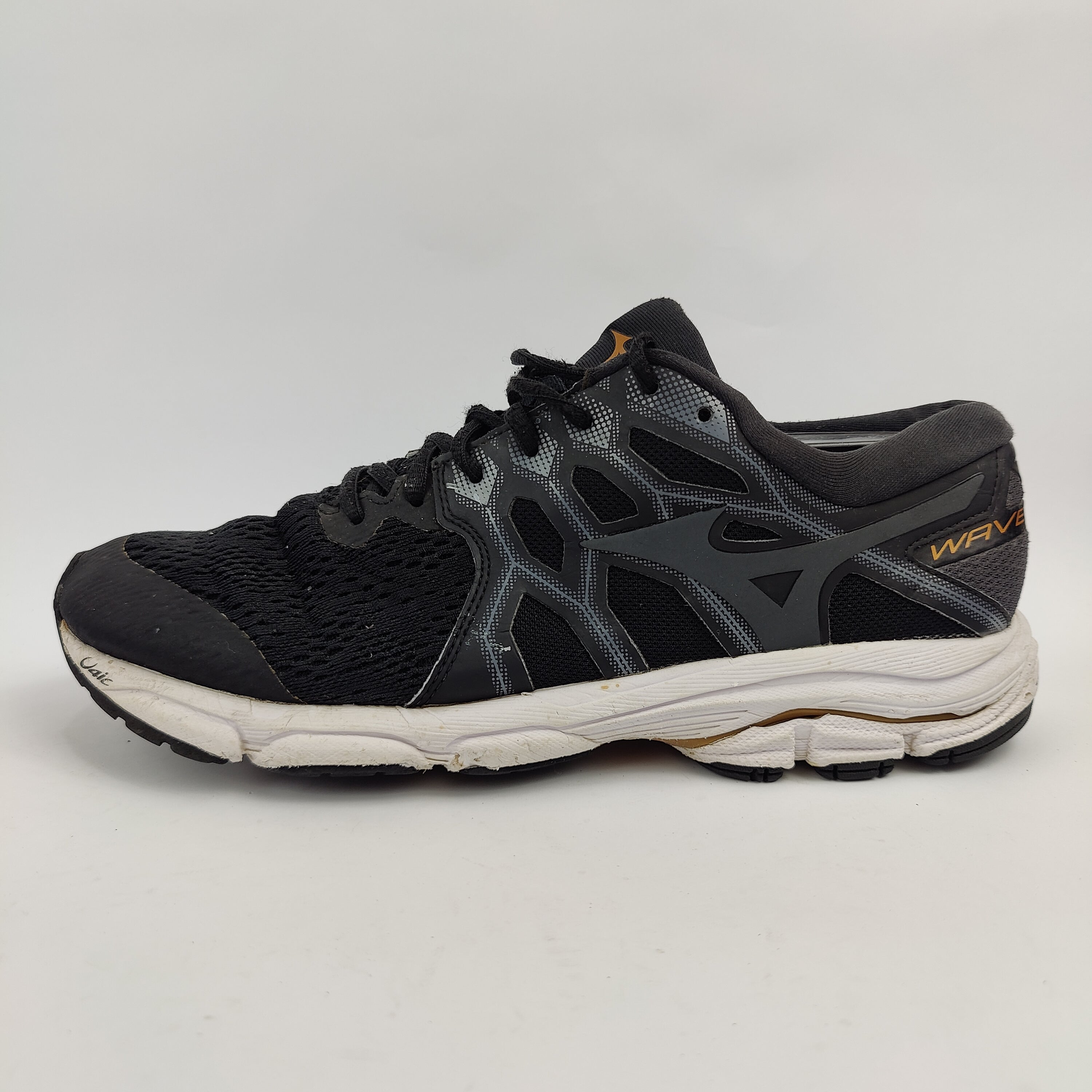 Mizuno Wave Equate 4 (UK/PK 9.5) - 4408465