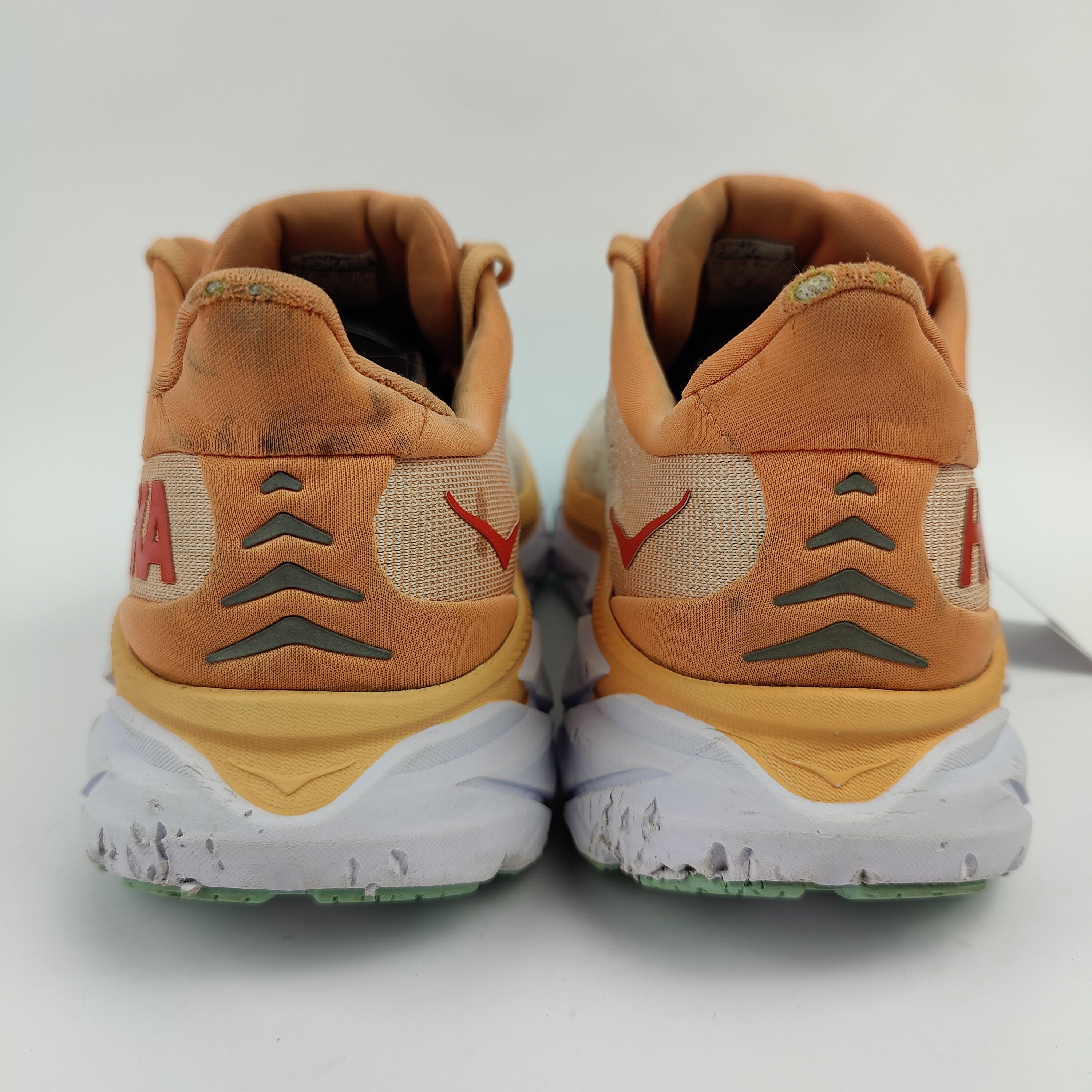 HOKA Clifton 8 (UK/PK 6.5) - 4008481