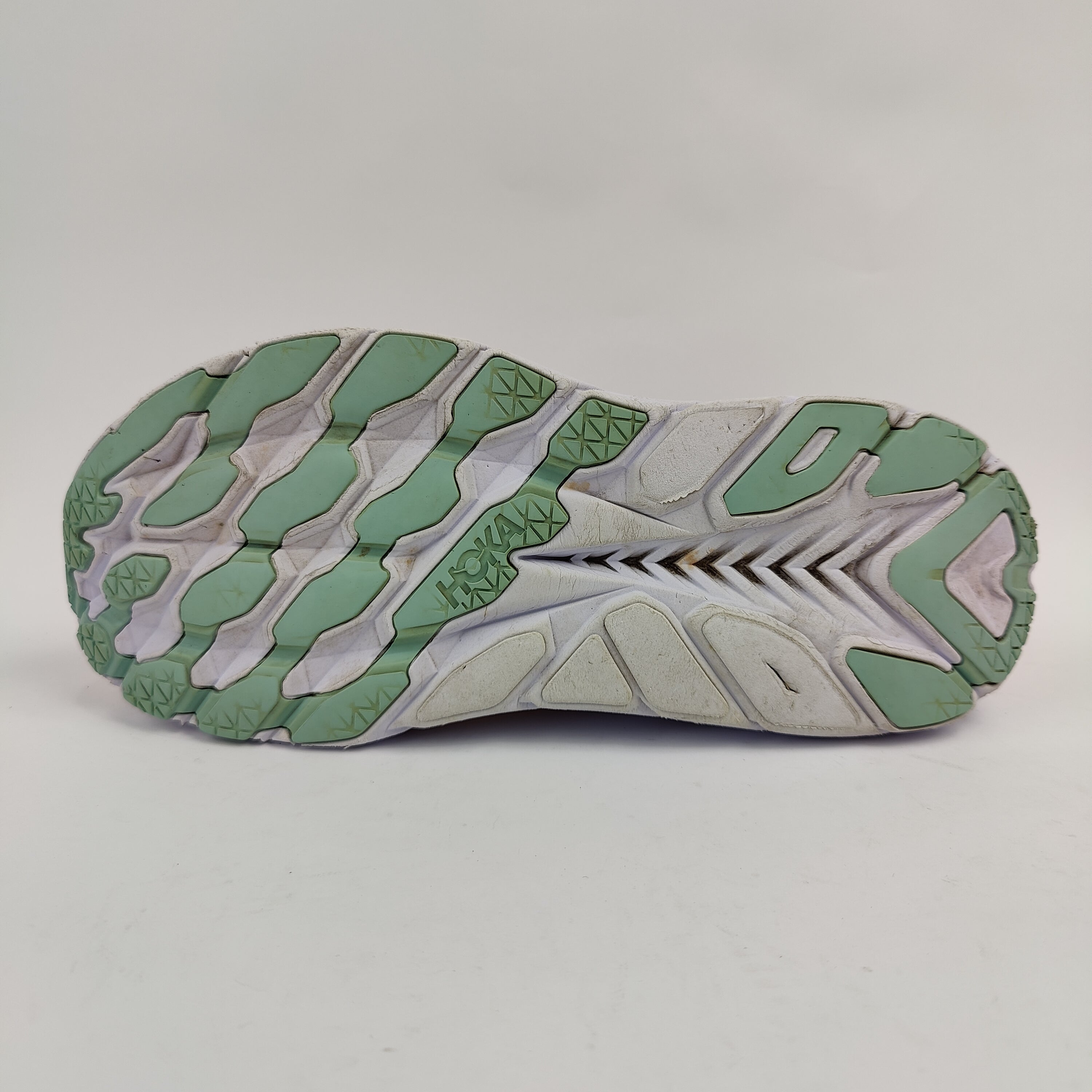 HOKA Clifton 8 (UK/PK 6.5) - 4008481