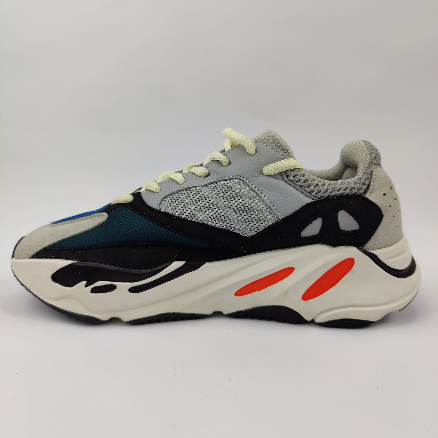 Adidas Yeezy Boost 700 (UK/PK 7.5) - 4158505