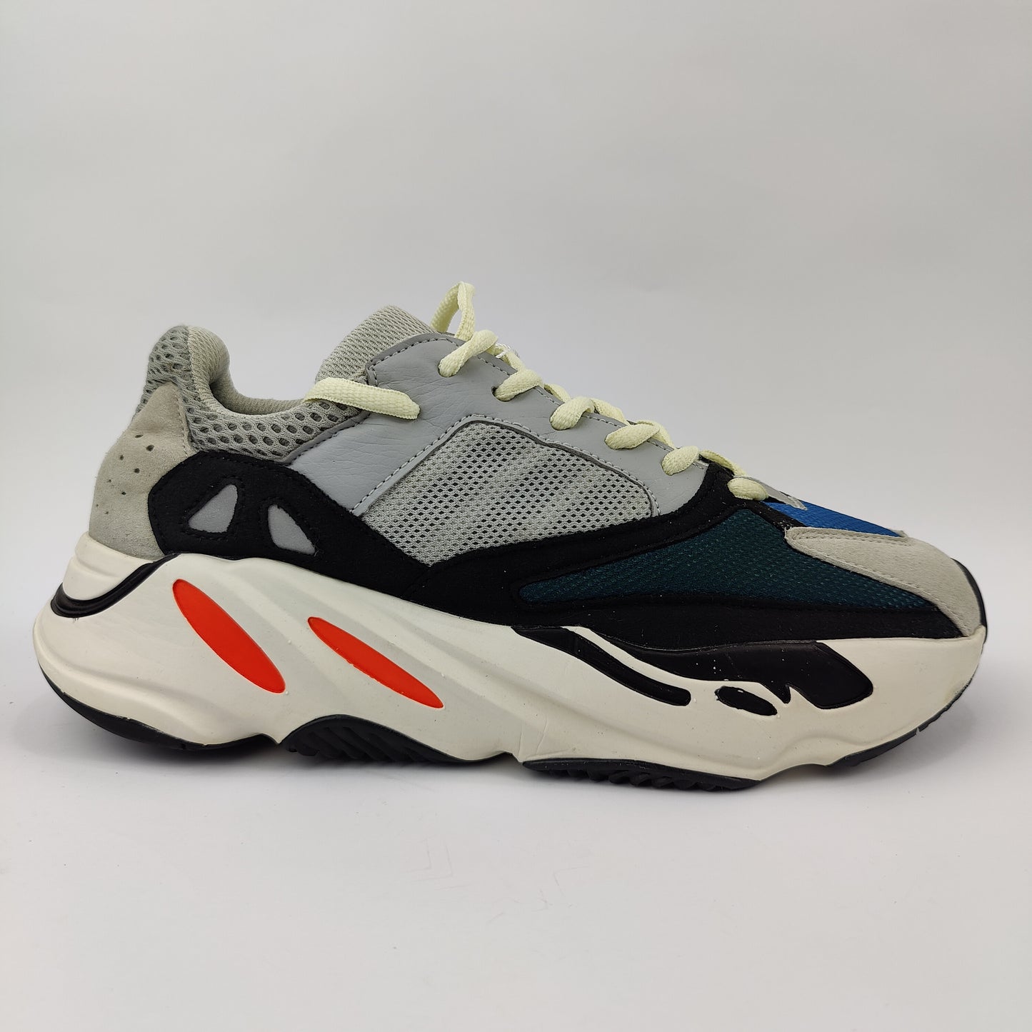 Adidas Yeezy Boost 700 (UK/PK 7.5) - 4158505