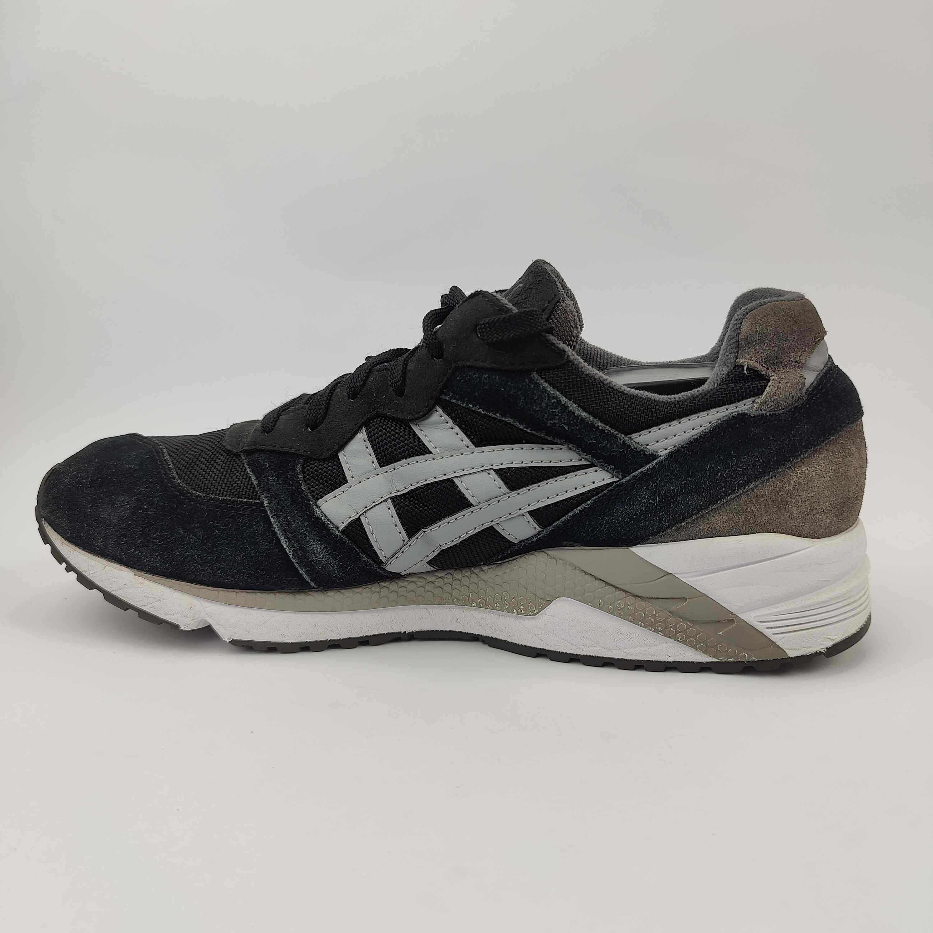 ASICS Gel Lique Sneakers (UK/PK 10) - 4408528
