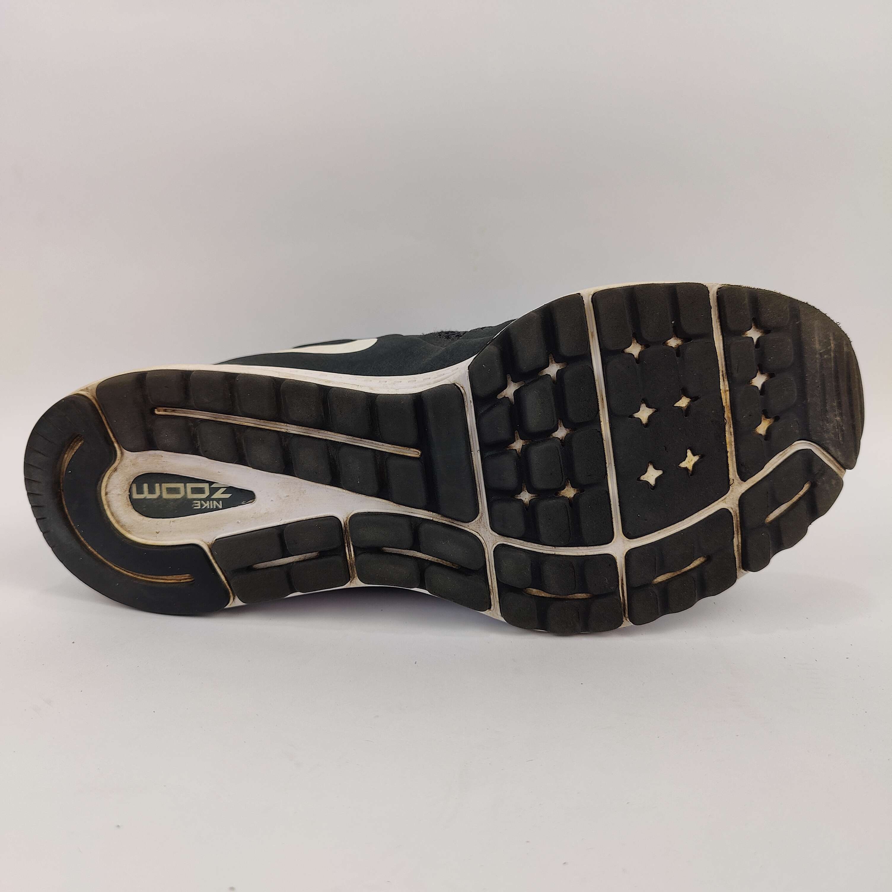 Nike Air Zoom Vomero (UK/PK 8) - 4258659