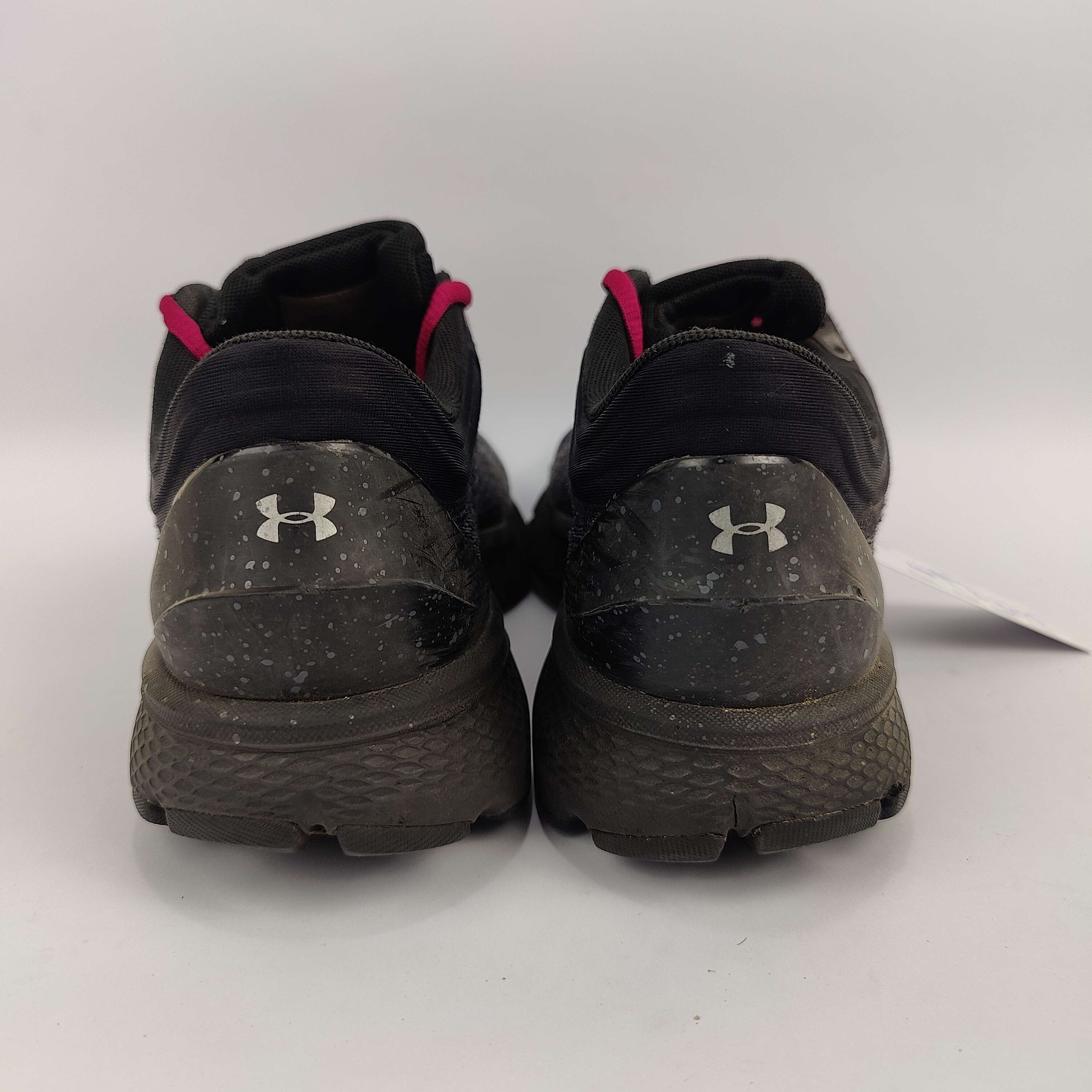 Under Armour Charged (UK/PK 6.5) - 4058709