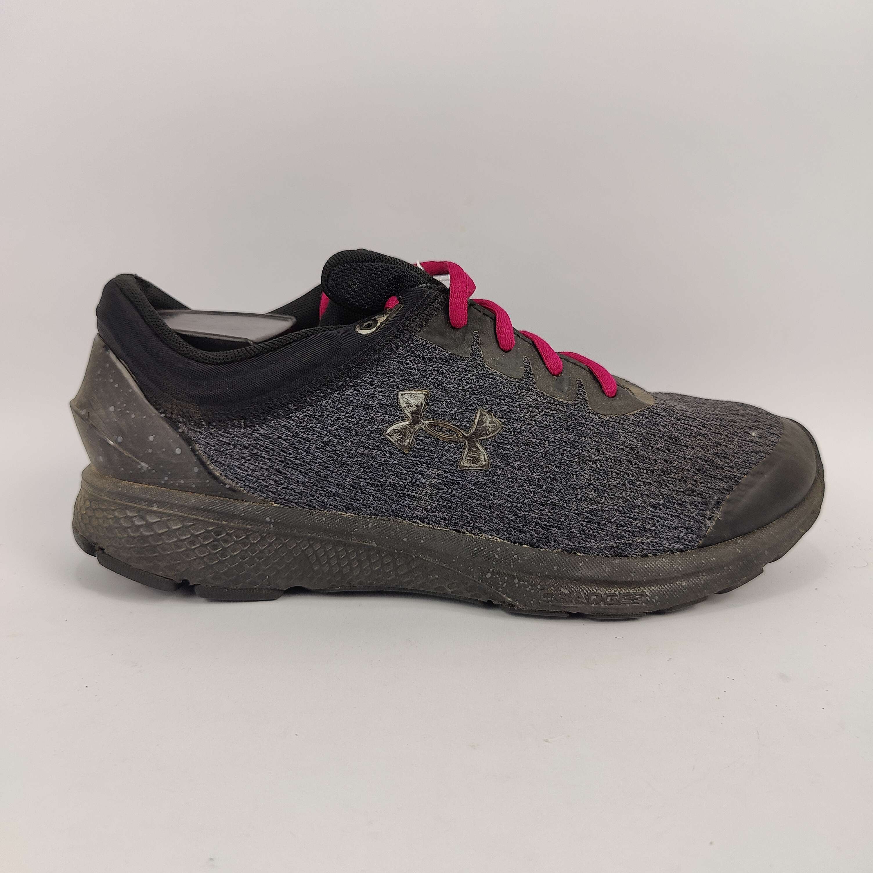 Under Armour Charged (UK/PK 6.5) - 4058709