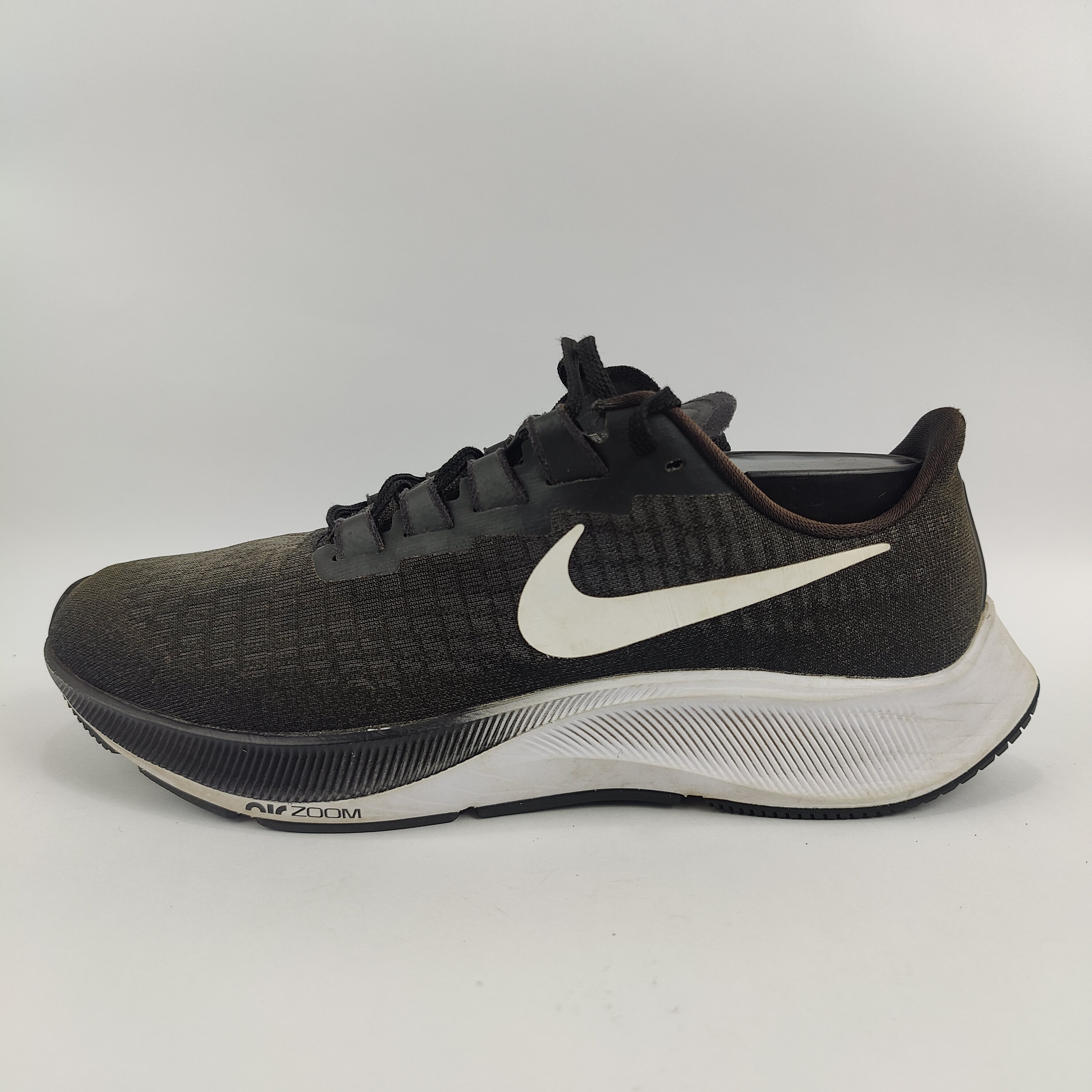 Nike Air Zoom Pegasus 37 (UK/PK 6.5) - 40.5 | Excellent