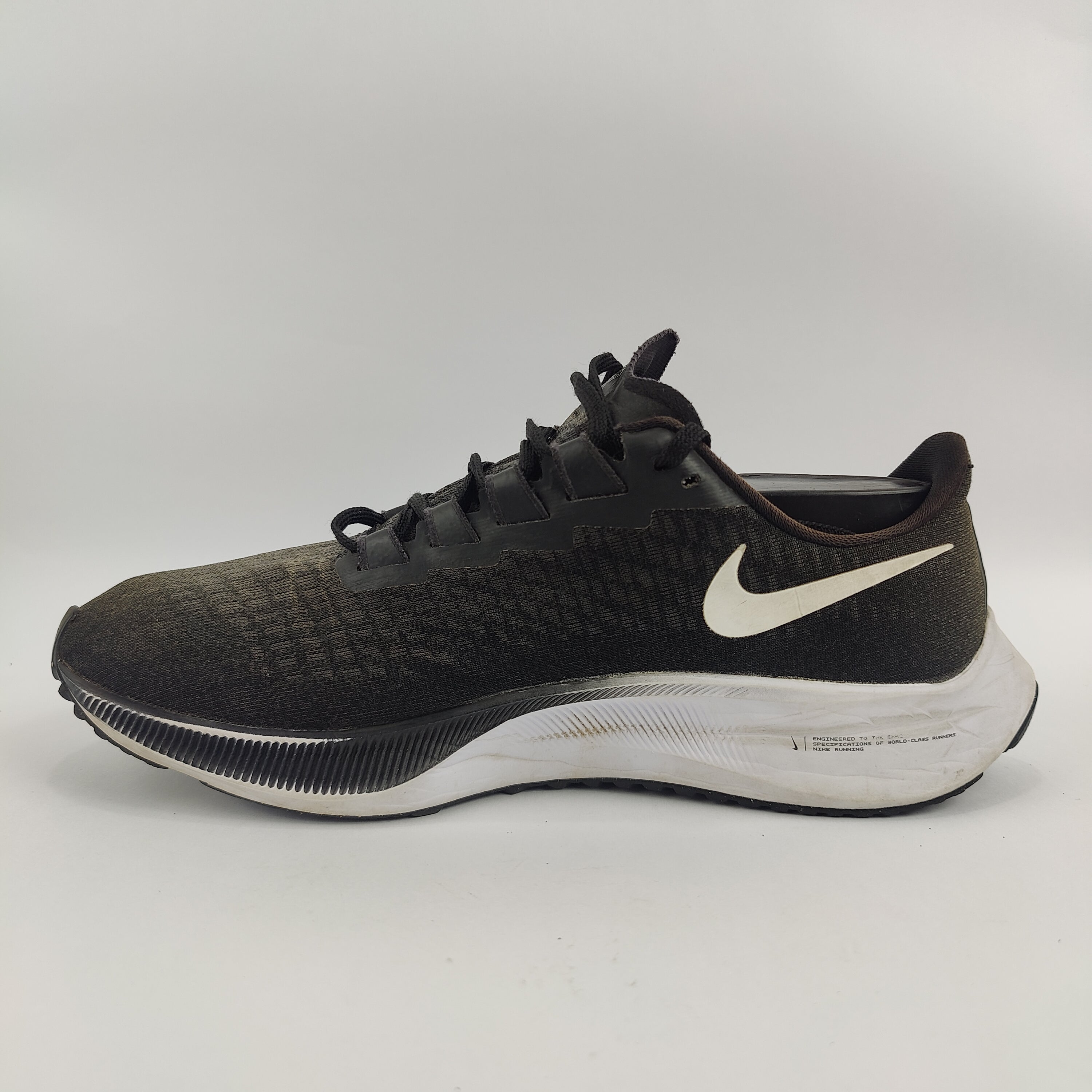 Nike Air Zoom Pegasus 37 (UK/PK 6.5) - 40.5 | Excellent