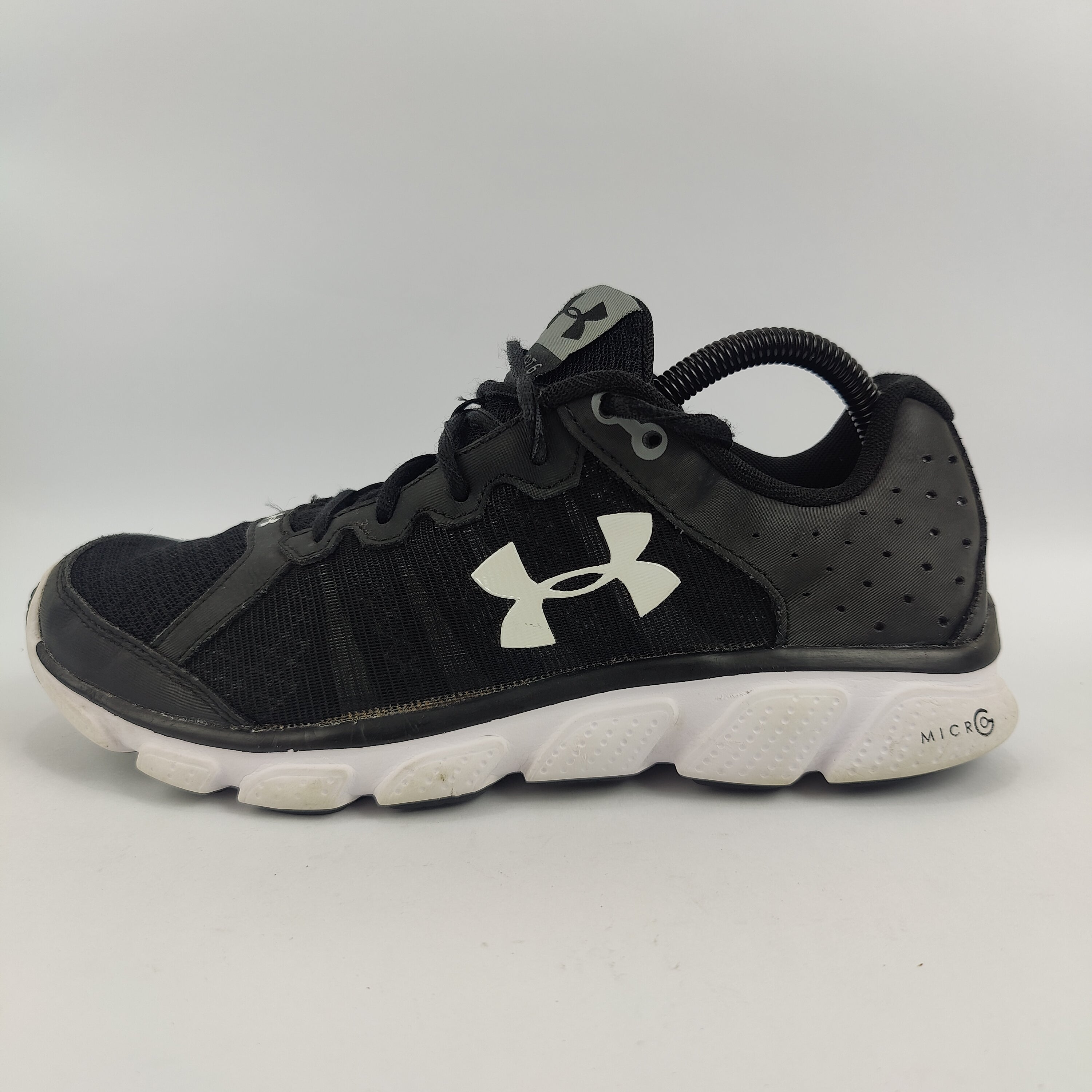 Under Armour Micro G (UK/PK 7) - 41 | Excellent