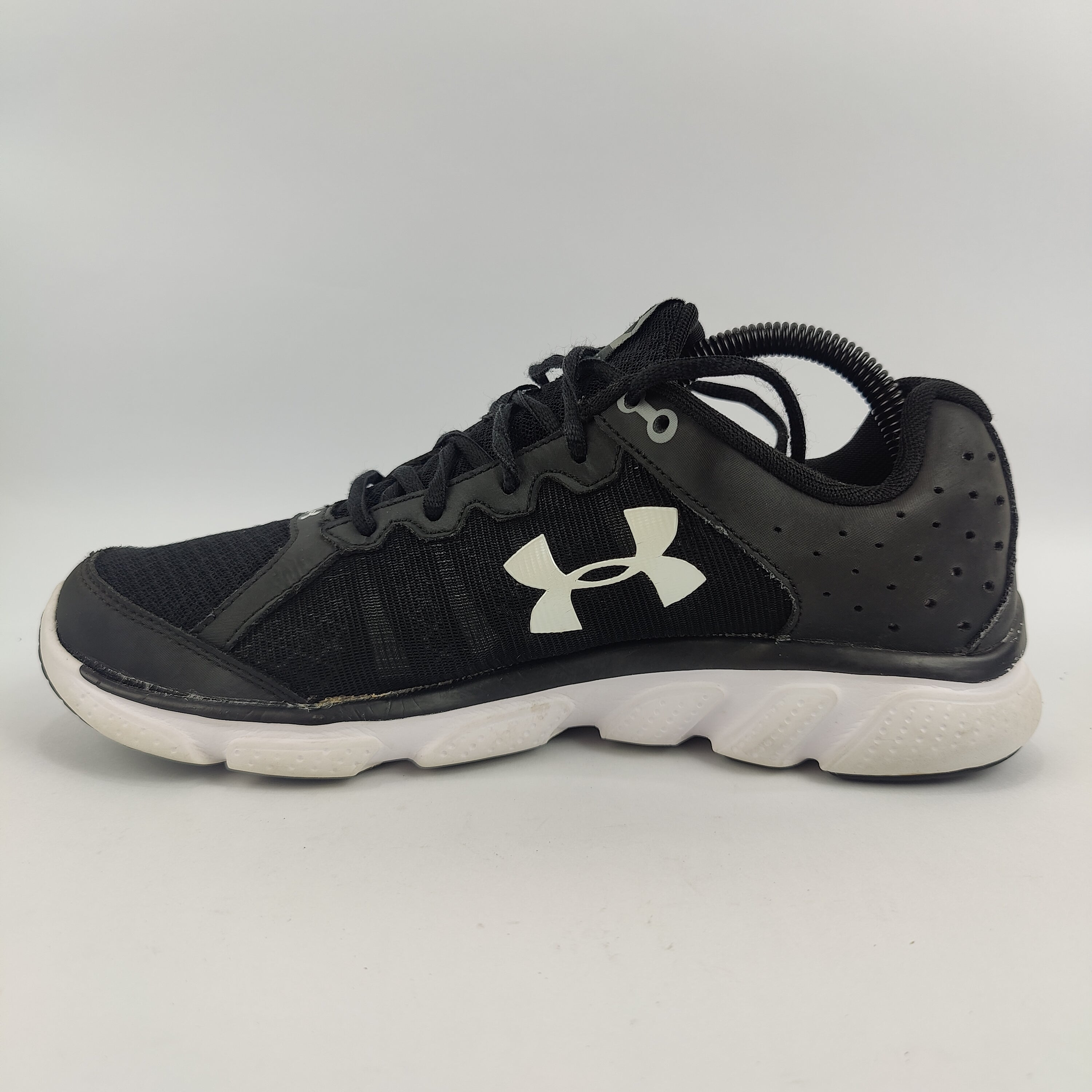 Under Armour Micro G (UK/PK 7) - 41 | Excellent