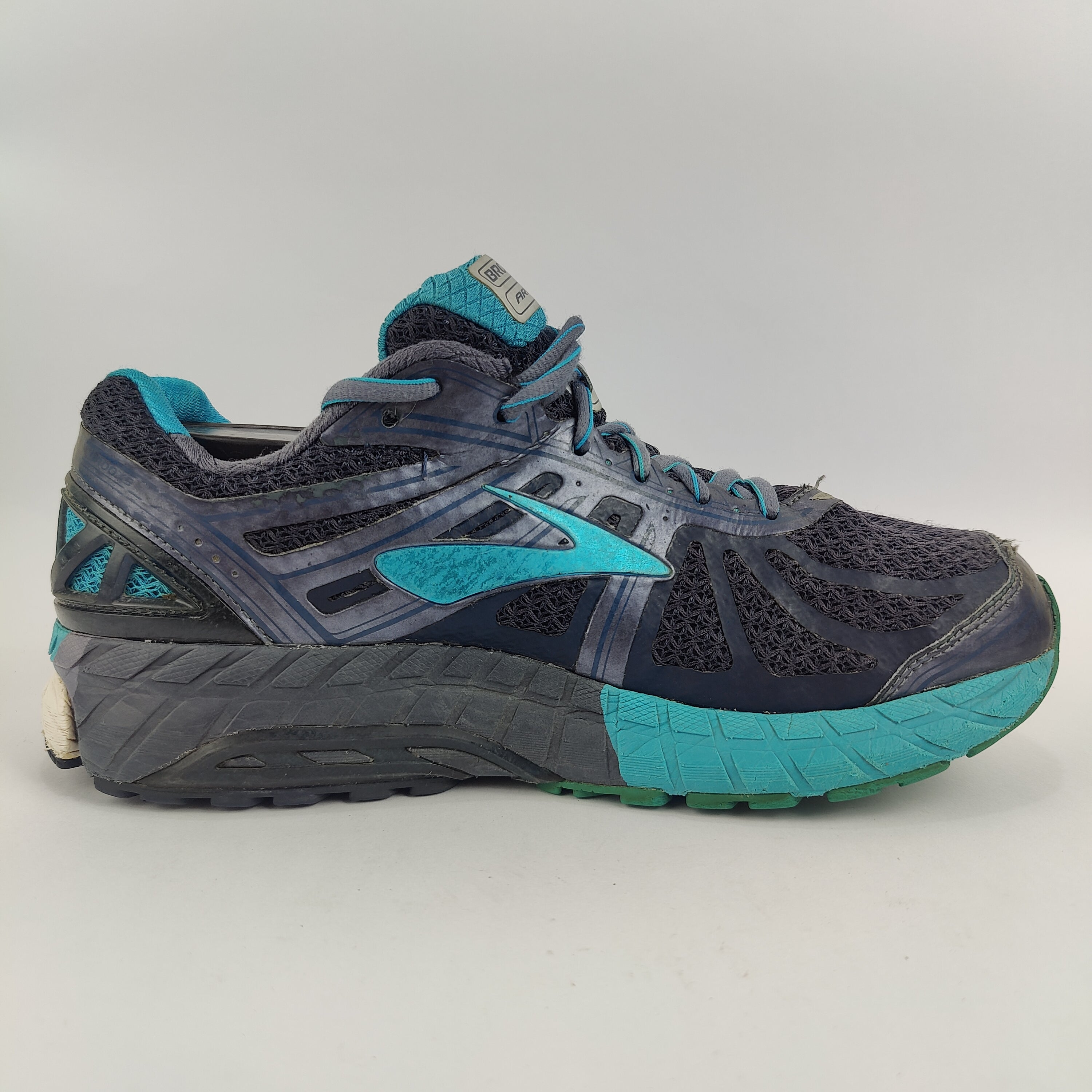 Brooks Ariel 16 (UK/PK 7) - 41 | Excellent