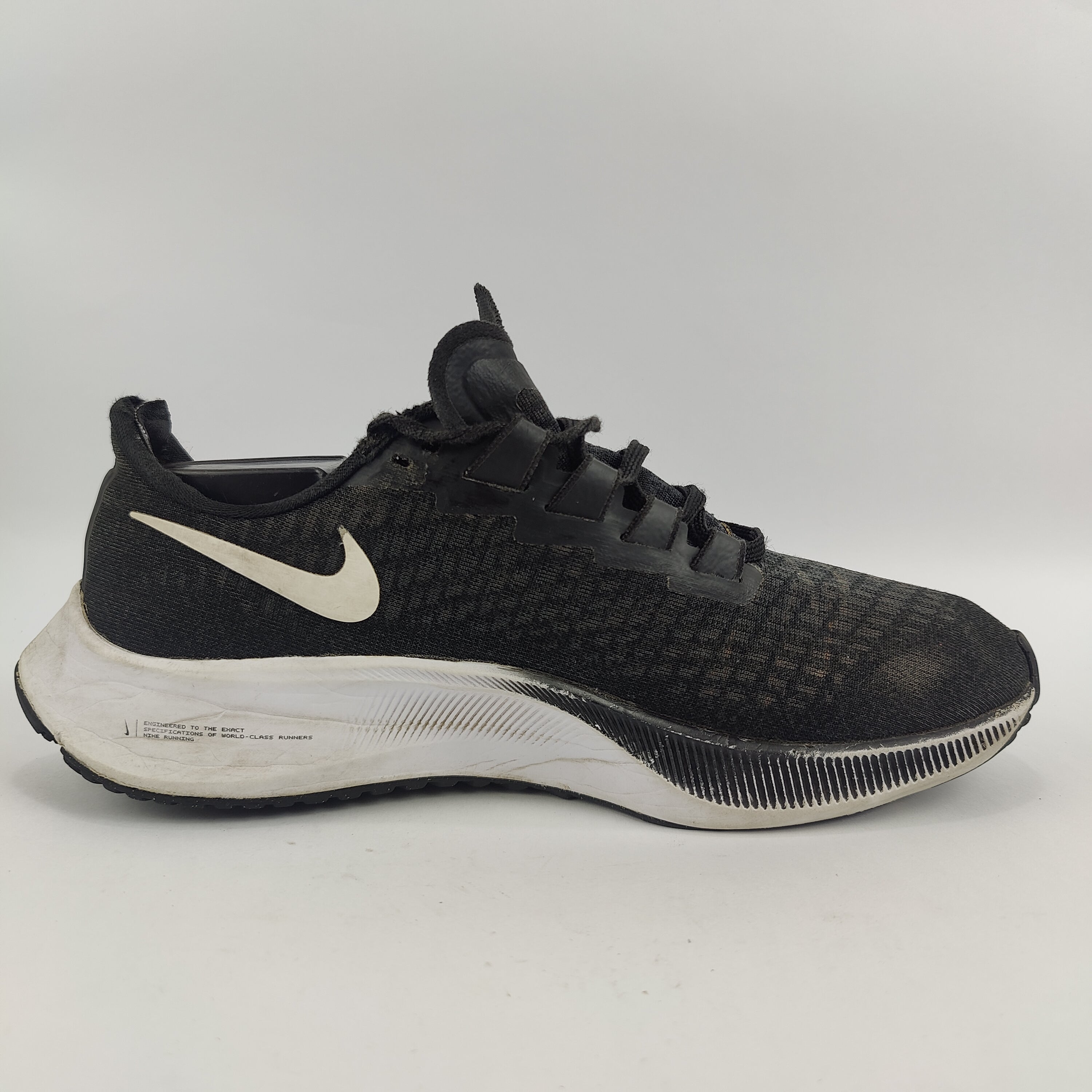 Nike Air Zoom Pegasus 37 (UK/PK 6) - 40 | Excellent