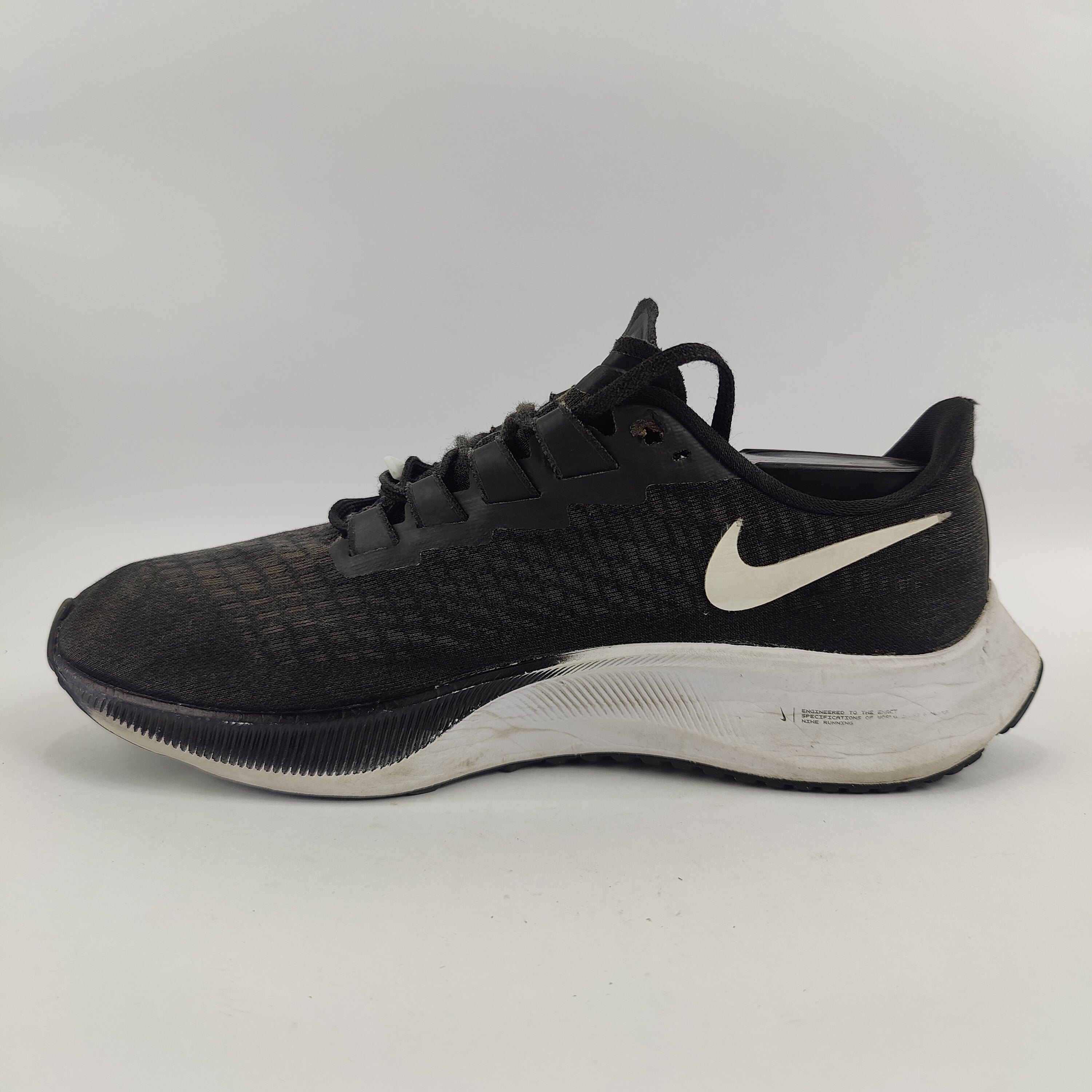 Nike Air Zoom Pegasus 37 (UK/PK 6) - 40 | Excellent