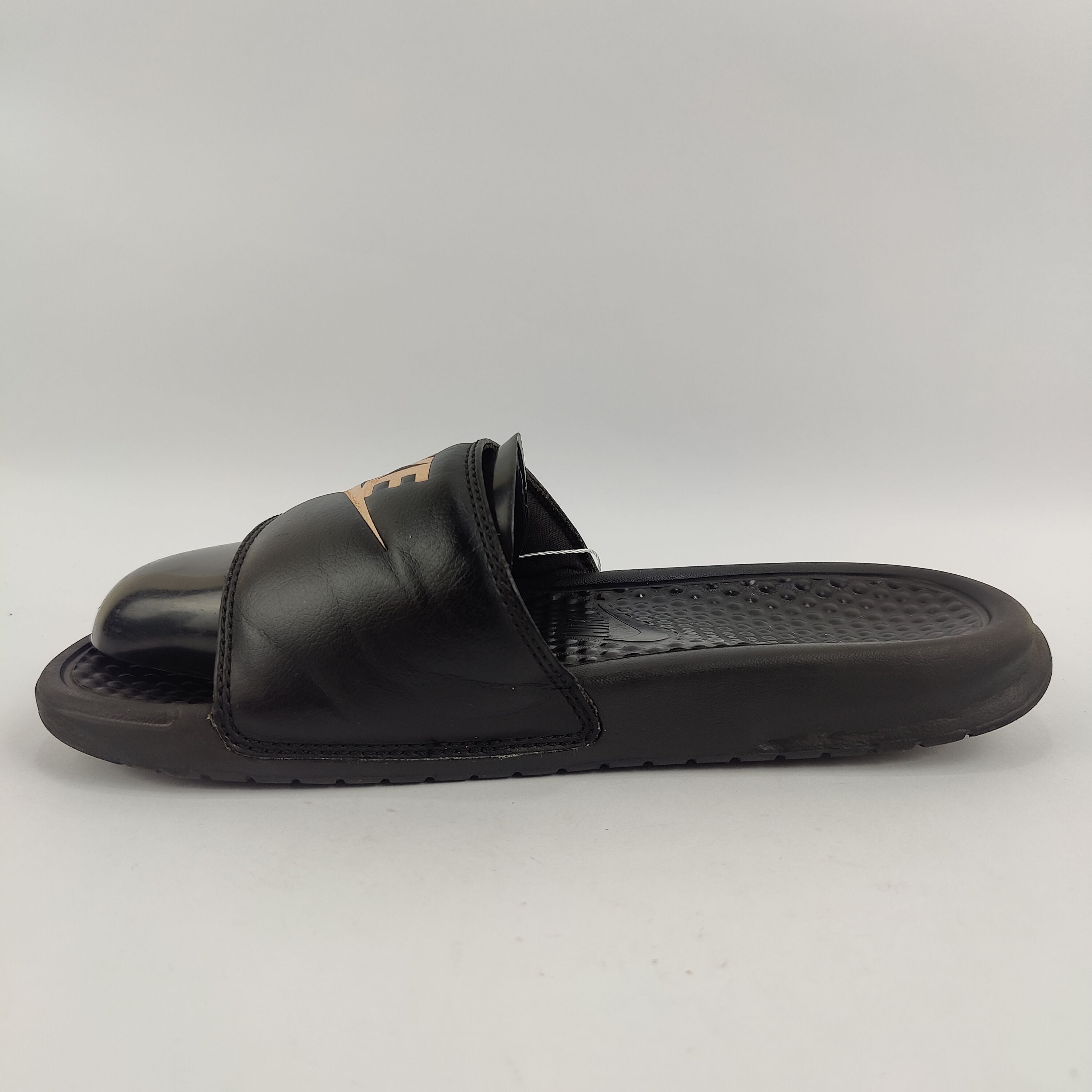 Nike Bennasi Slides (UK/PK 5.5) - 3901010