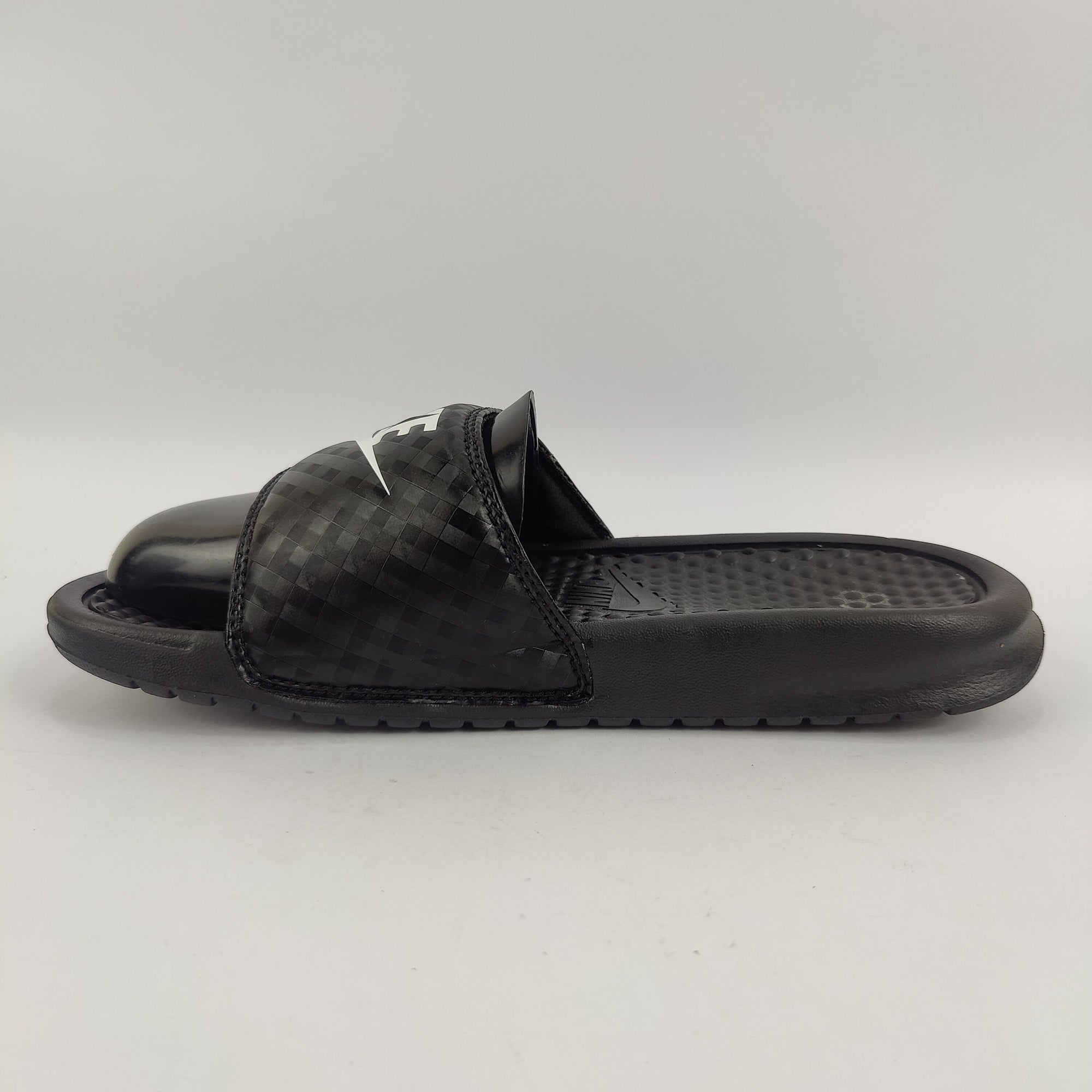 Nike Benassi (UK/PK 4.5) - 3801014