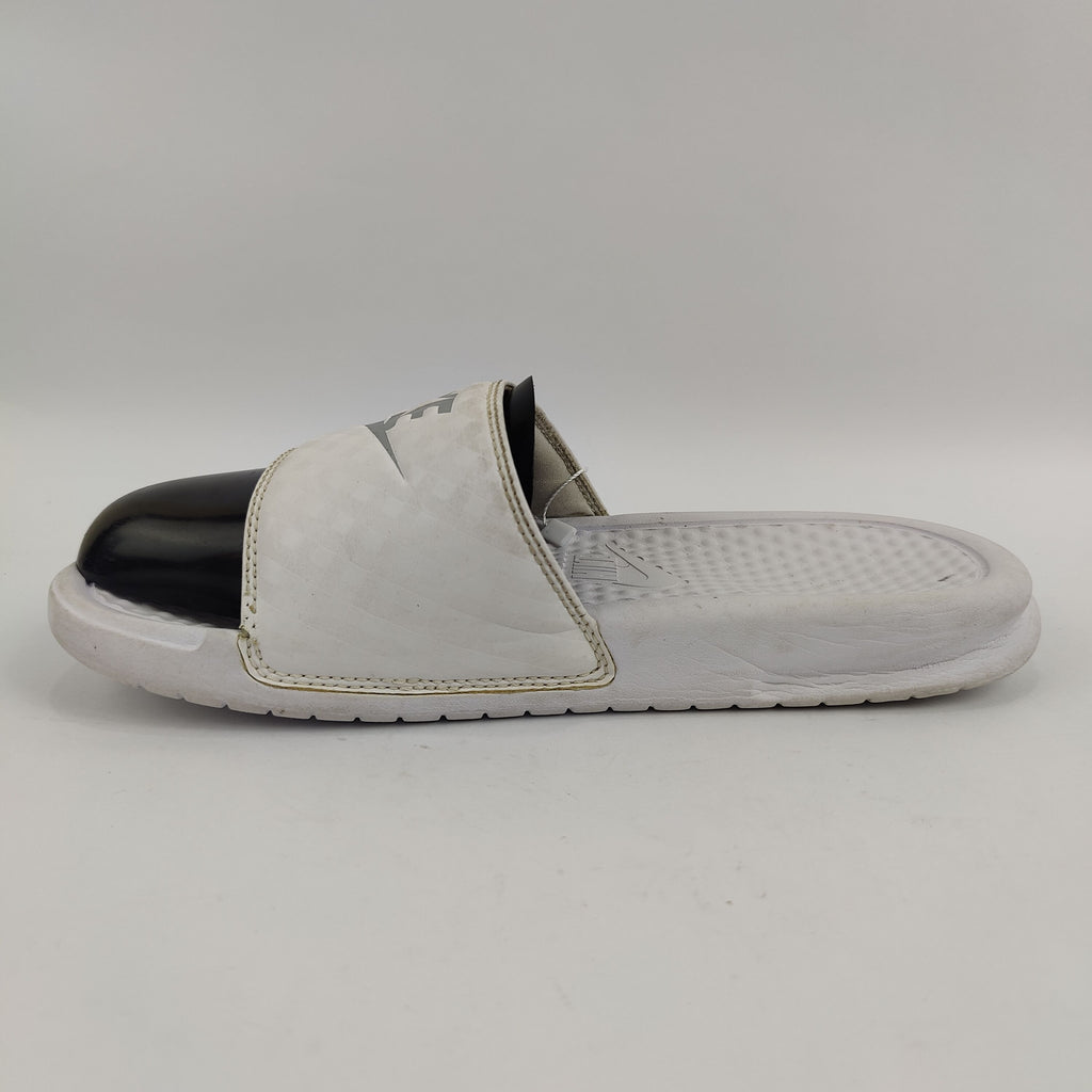 Nike Benassi (UK/PK 4.5) - 3801021