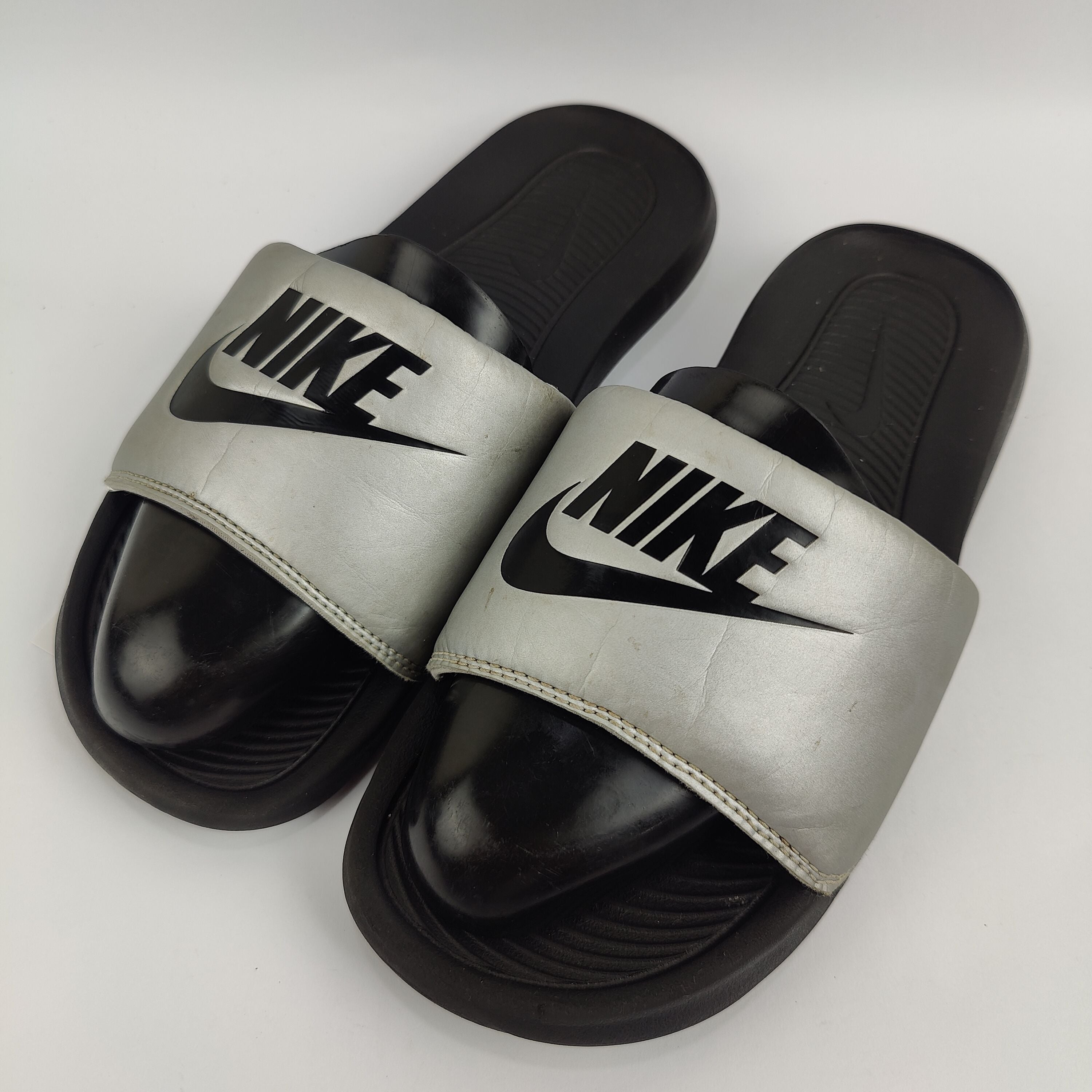 Nike Victori One Slide (UK/PK 6) - 3901032