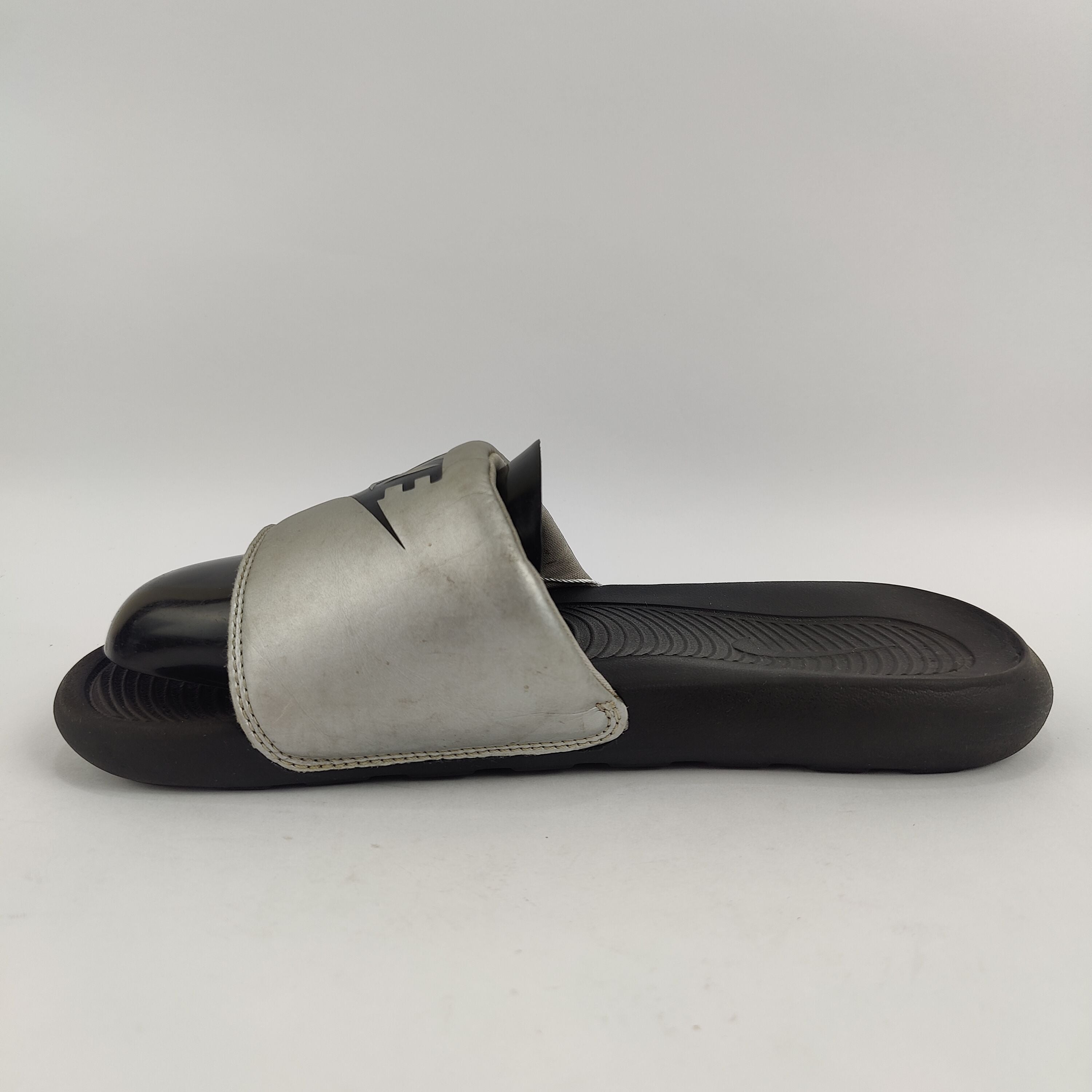 Nike Victori One Slide (UK/PK 6) - 3901032