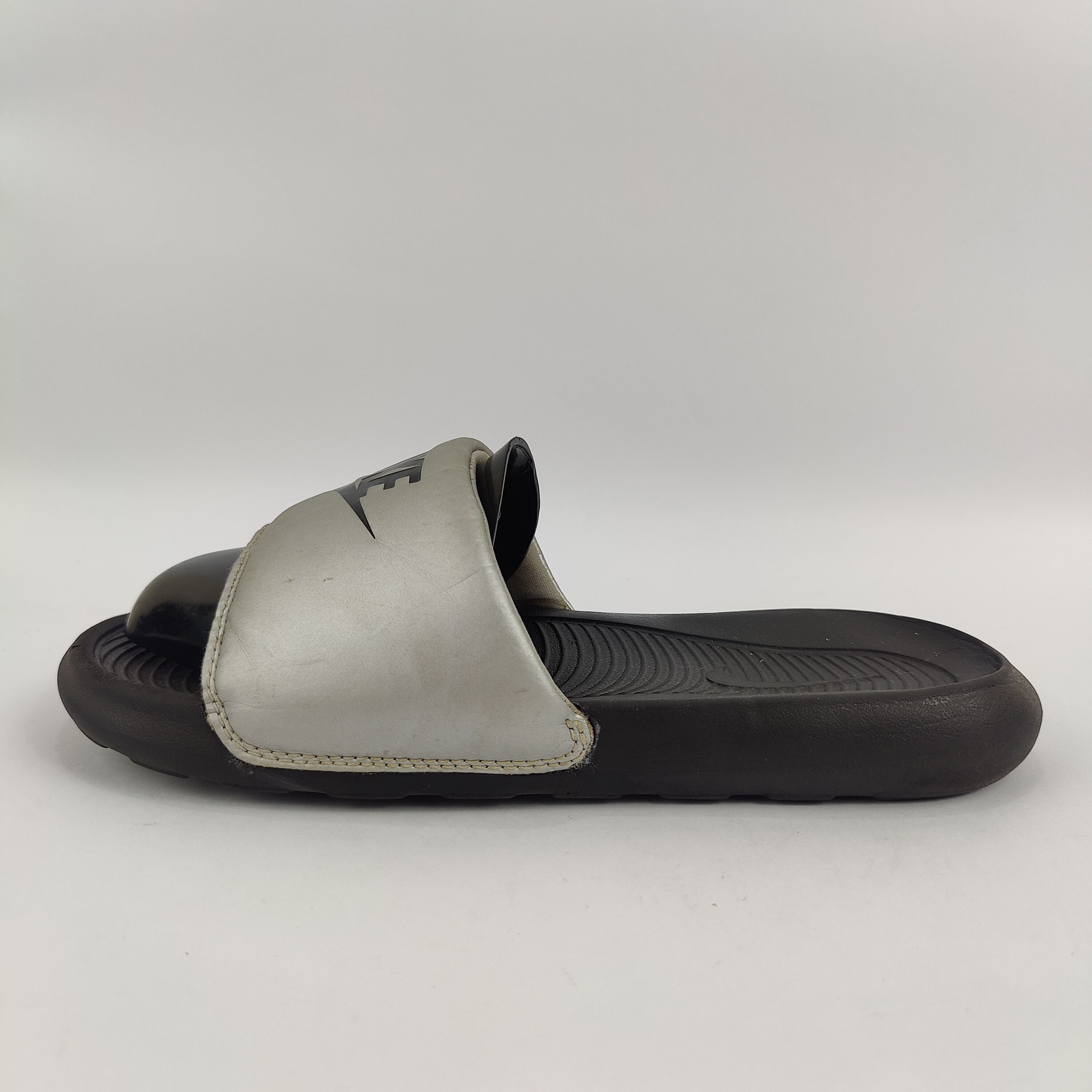 Nike Victori One Slide (UK/PK 6) - 3901032